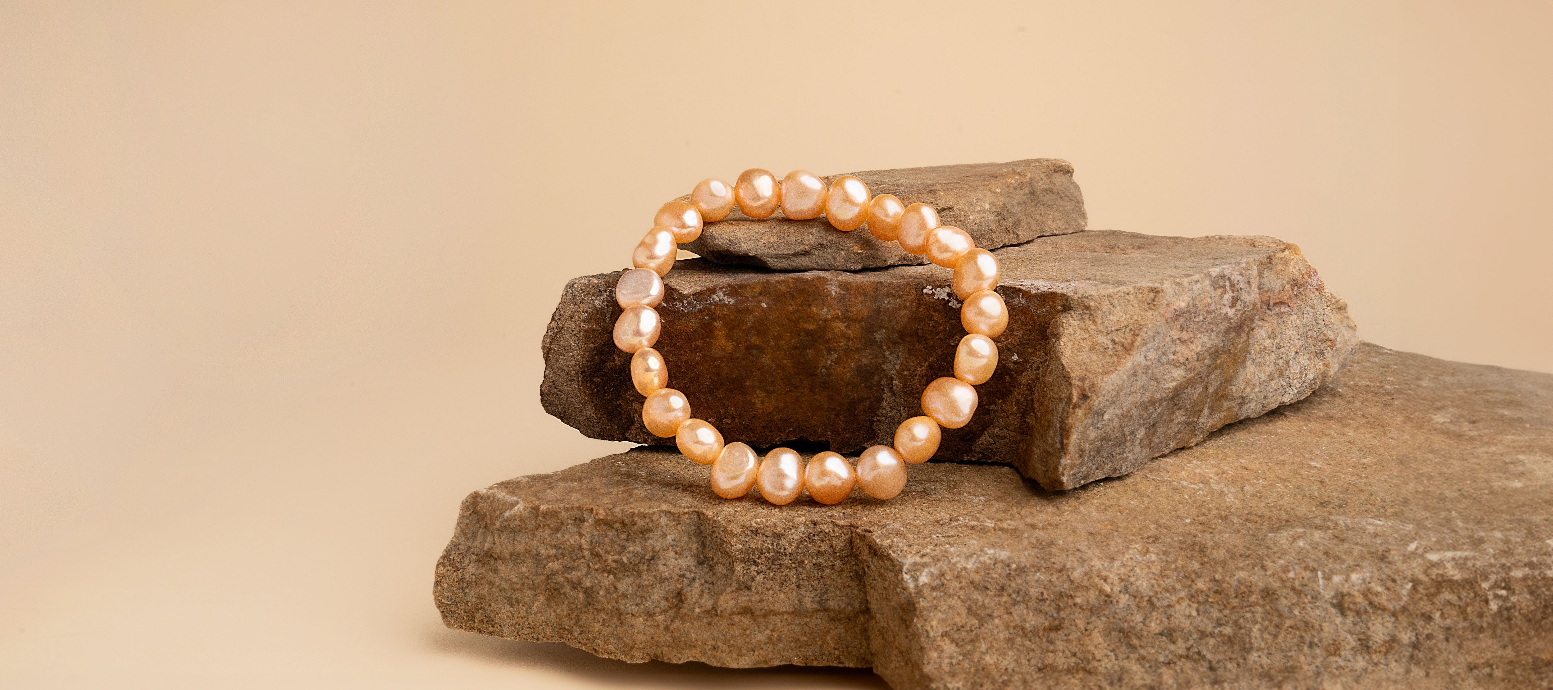 pulsera de perlas naranja melocotón keshi Secret and You