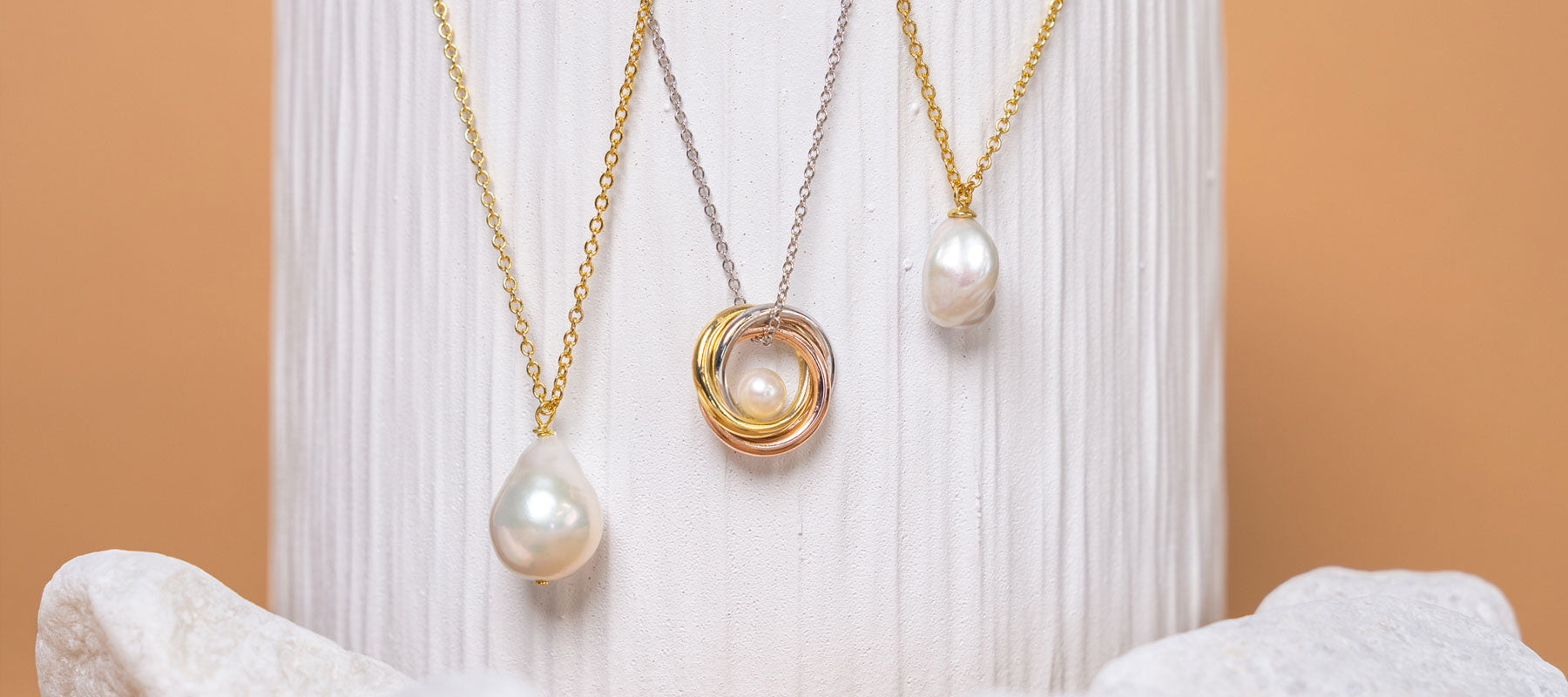 Regalos con perlas de menos de 100€