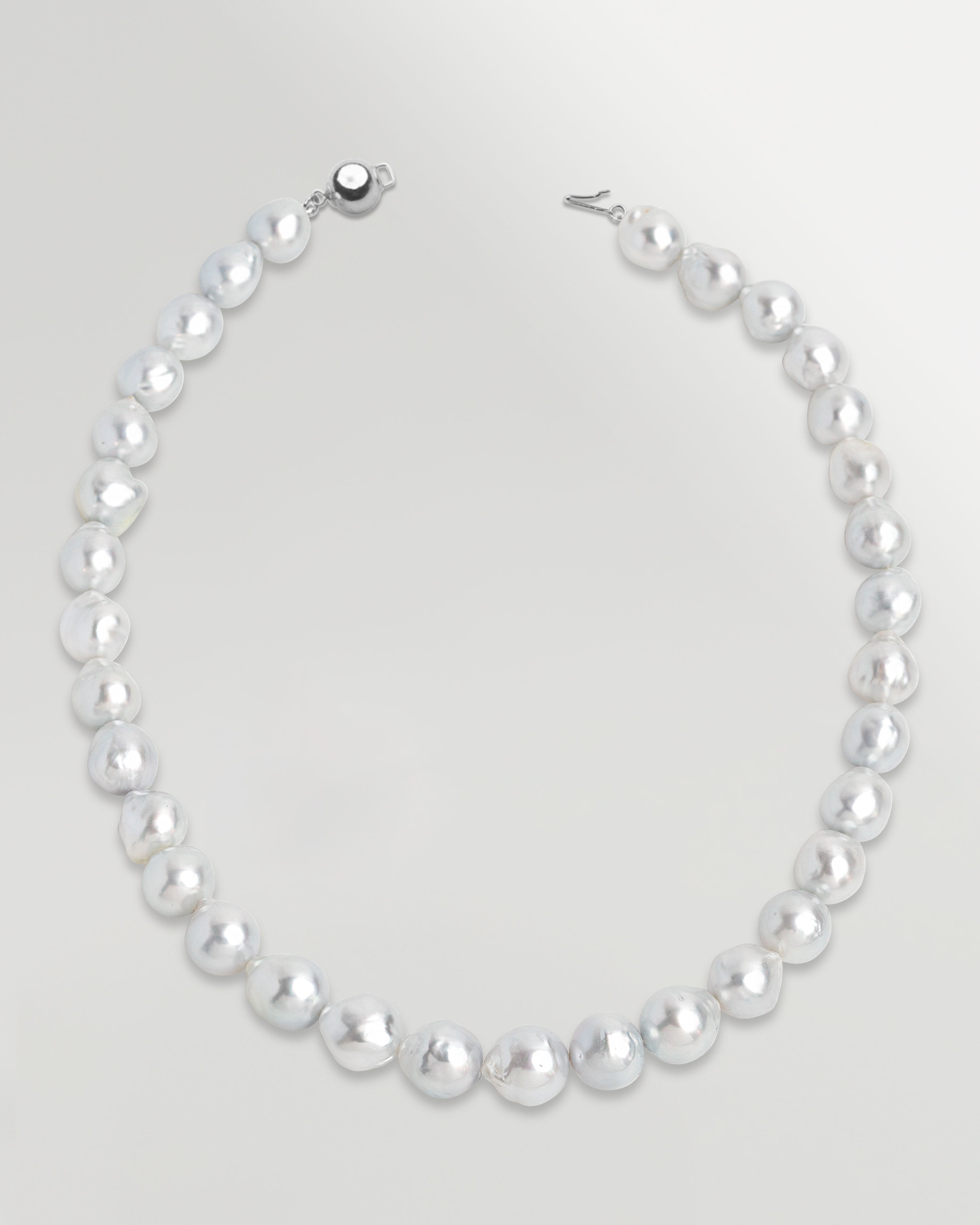 Collar de perlas australianas cultivadas naturales del mar del sur barrocas