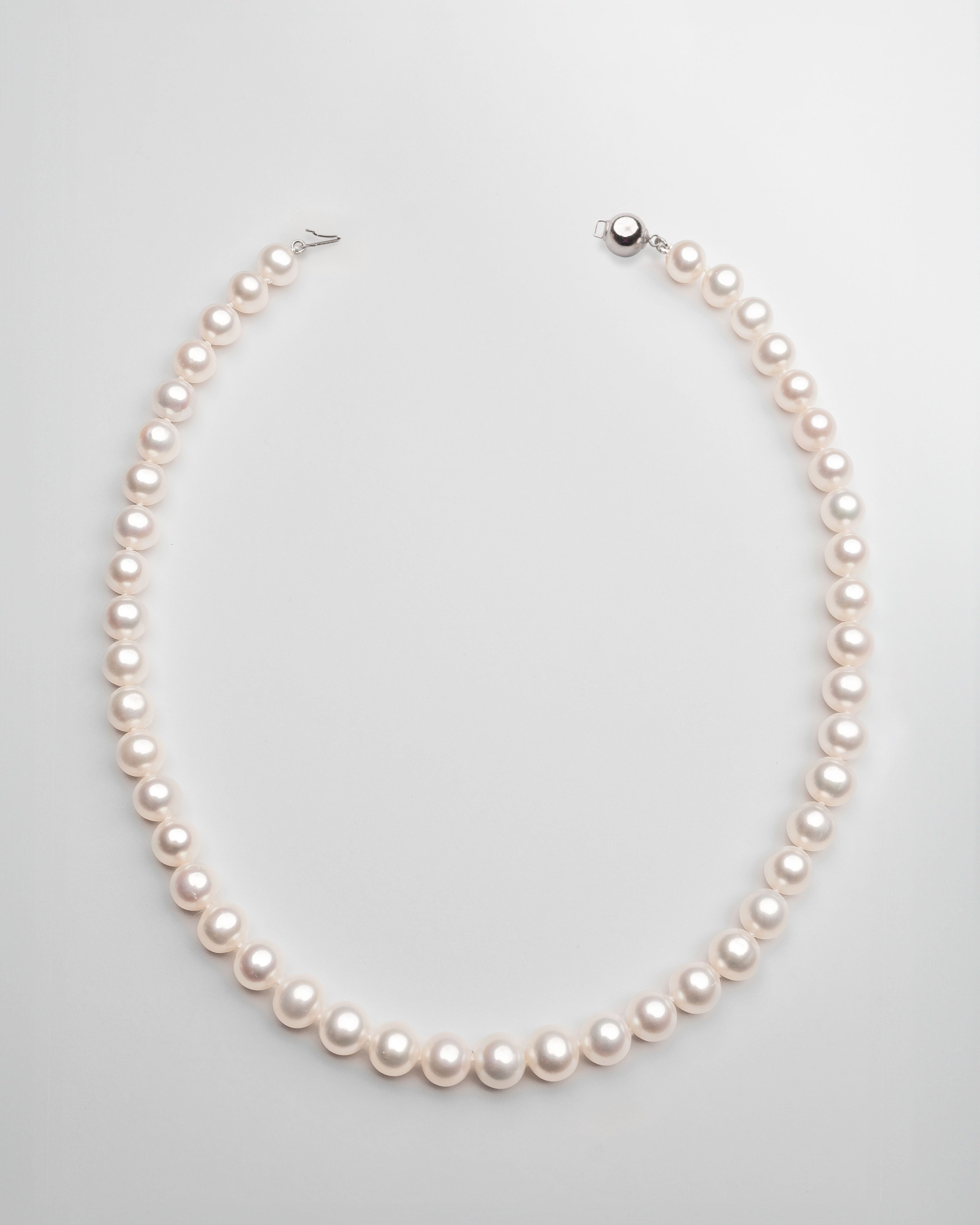 Collar de perlas cultivadas naturales de agua dulce redondas de 8,5 - 9,5 mm