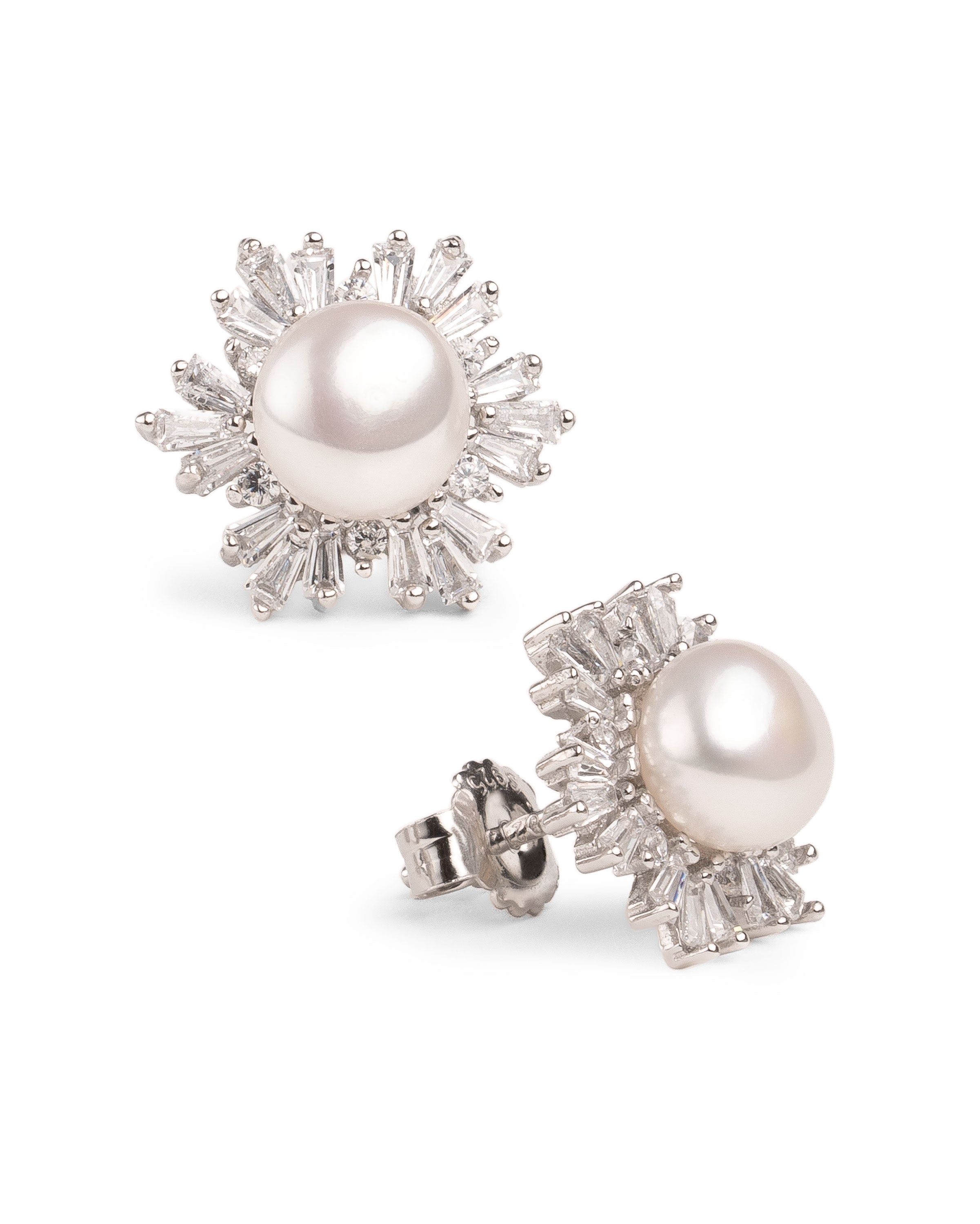 Pendientes Marga de perla botón 7-8 mm con circonitas | Colección Bloom