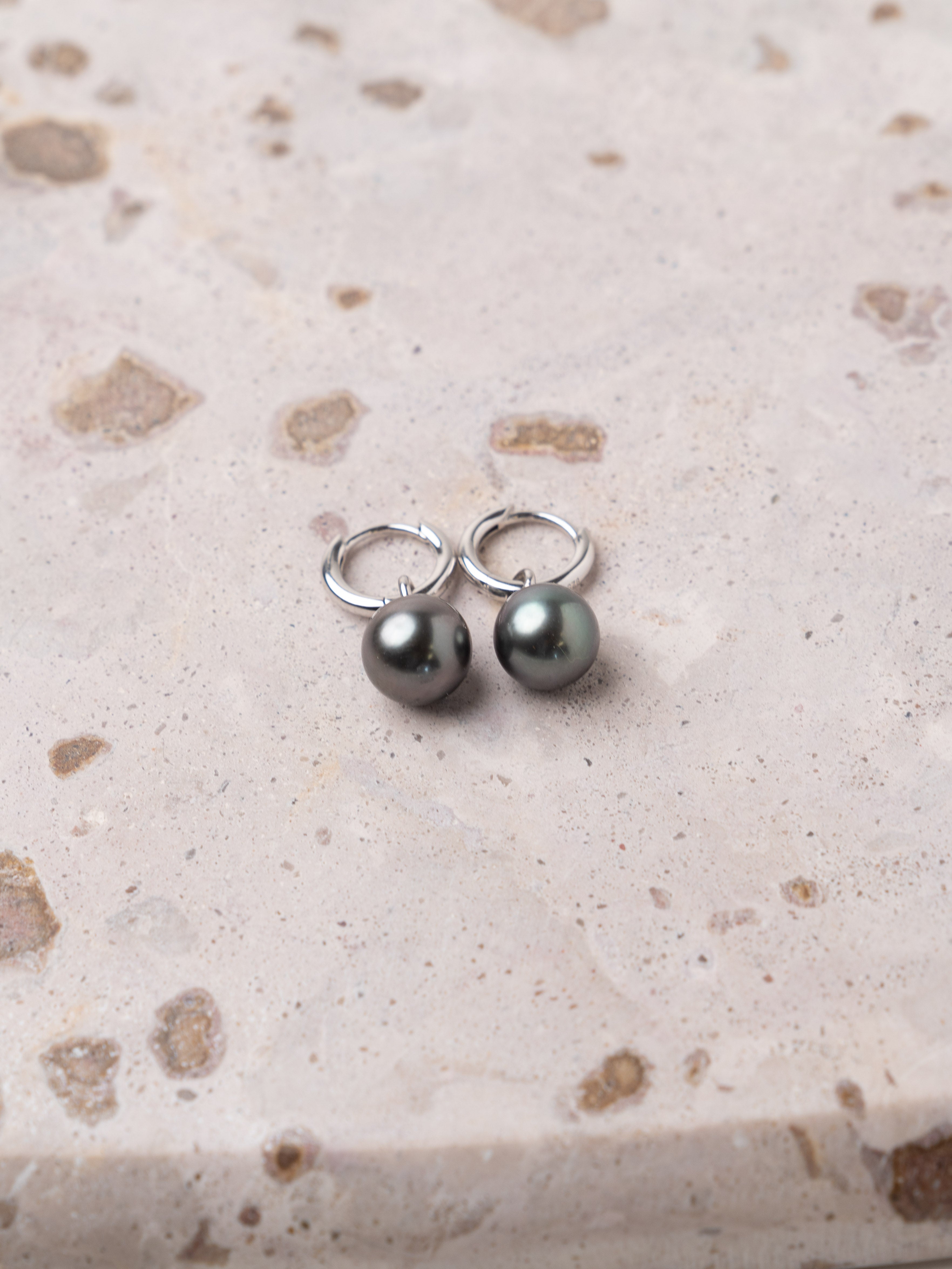 Pendientes de Aro de 12 mm de Plata de Ley con Perla Tahiti Redonda