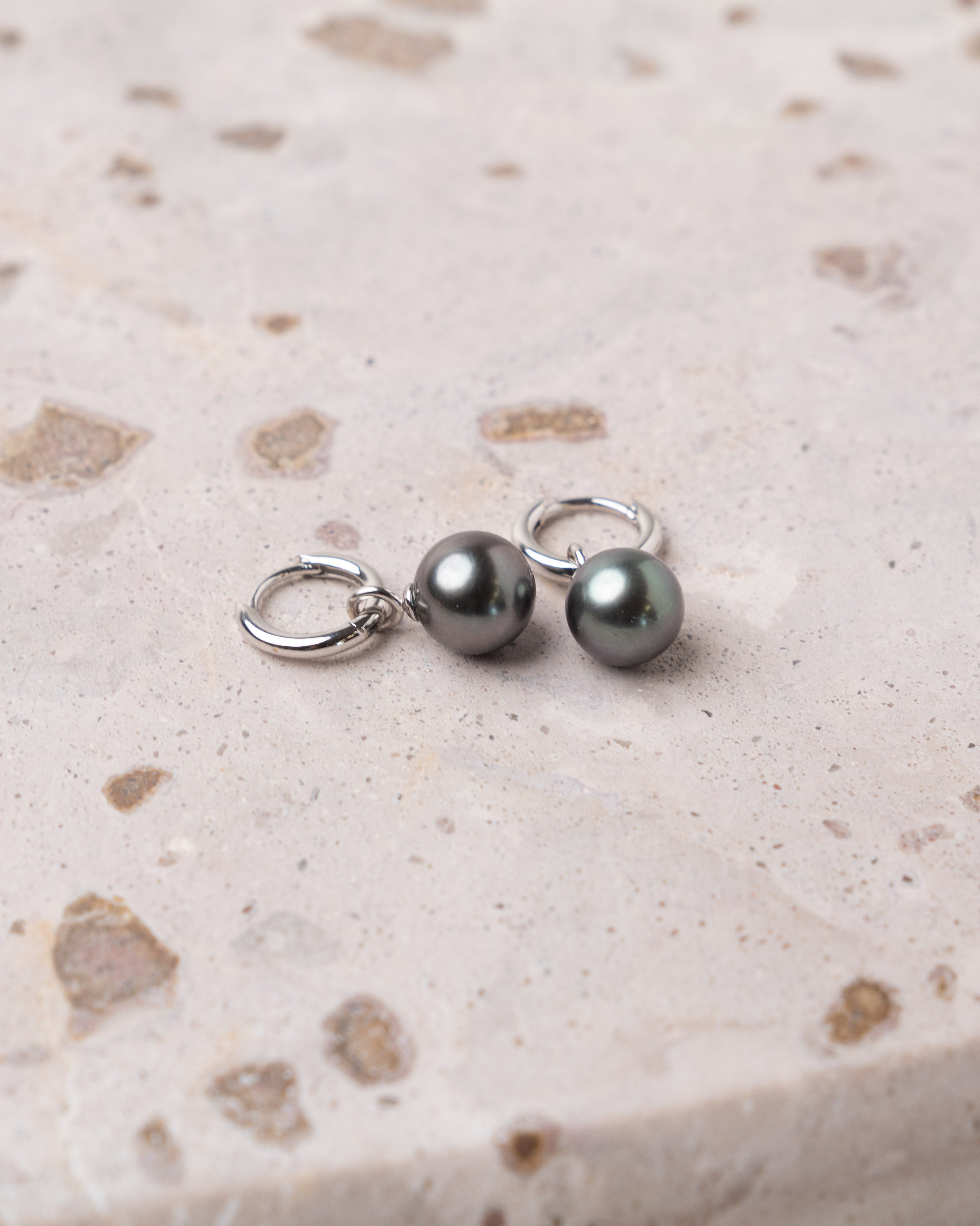 Pendientes de Aro de 12 mm de Plata de Ley con Perla Tahiti Redonda