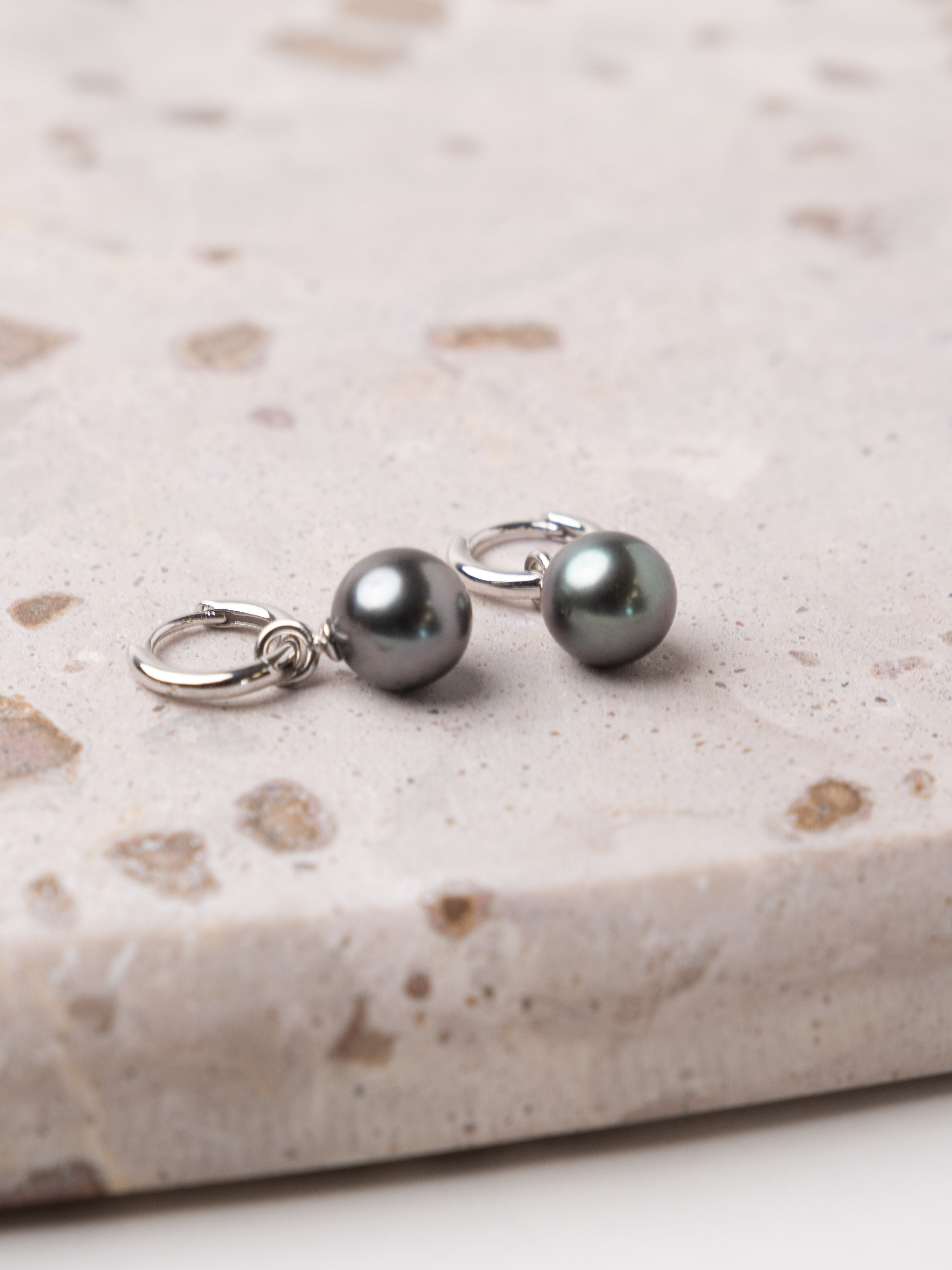 Pendientes de Aro de 12 mm de Plata de Ley con Perla Tahiti Redonda