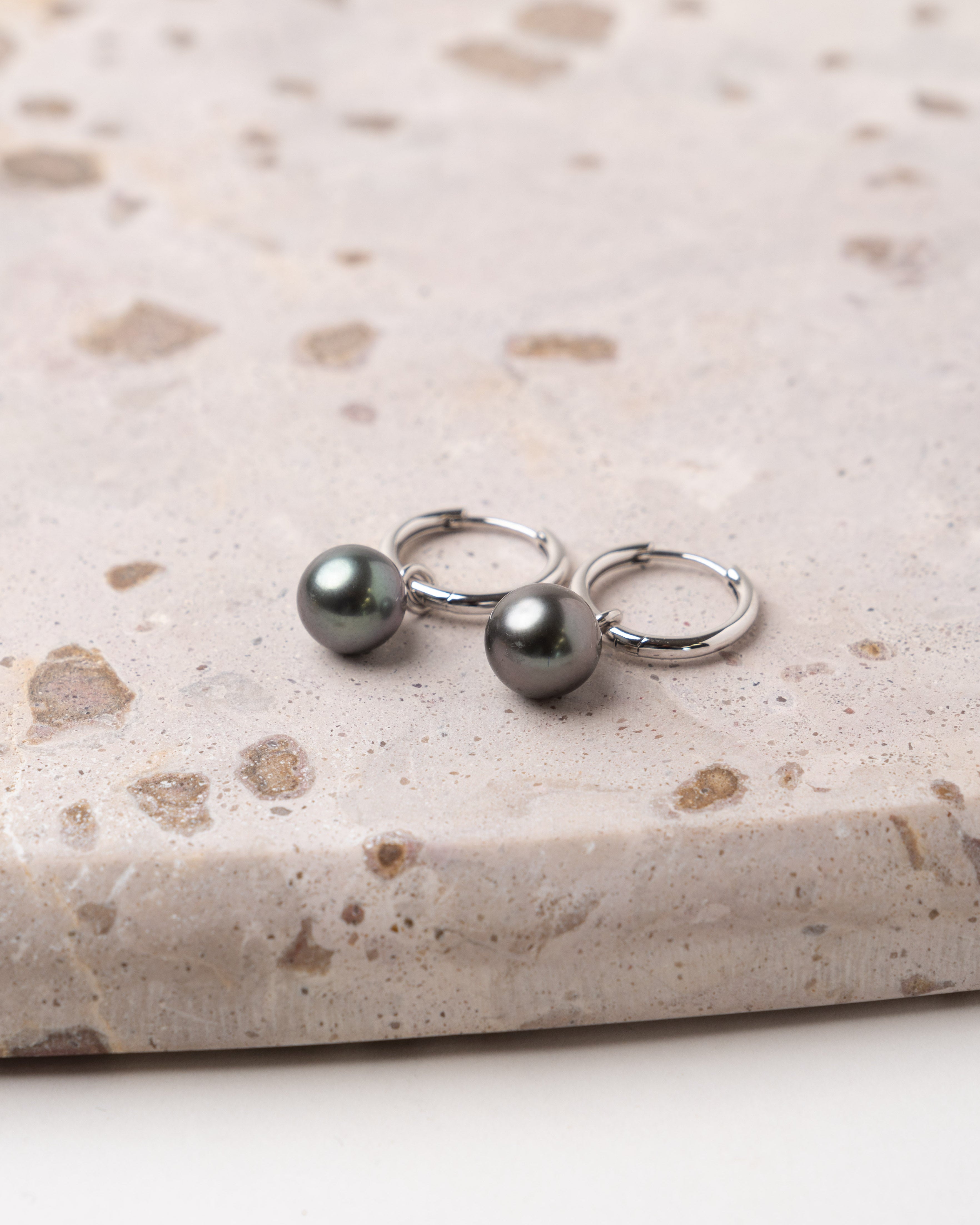 Pendientes de Aro de 16 mm de Plata de Ley con Perla Tahiti Redonda