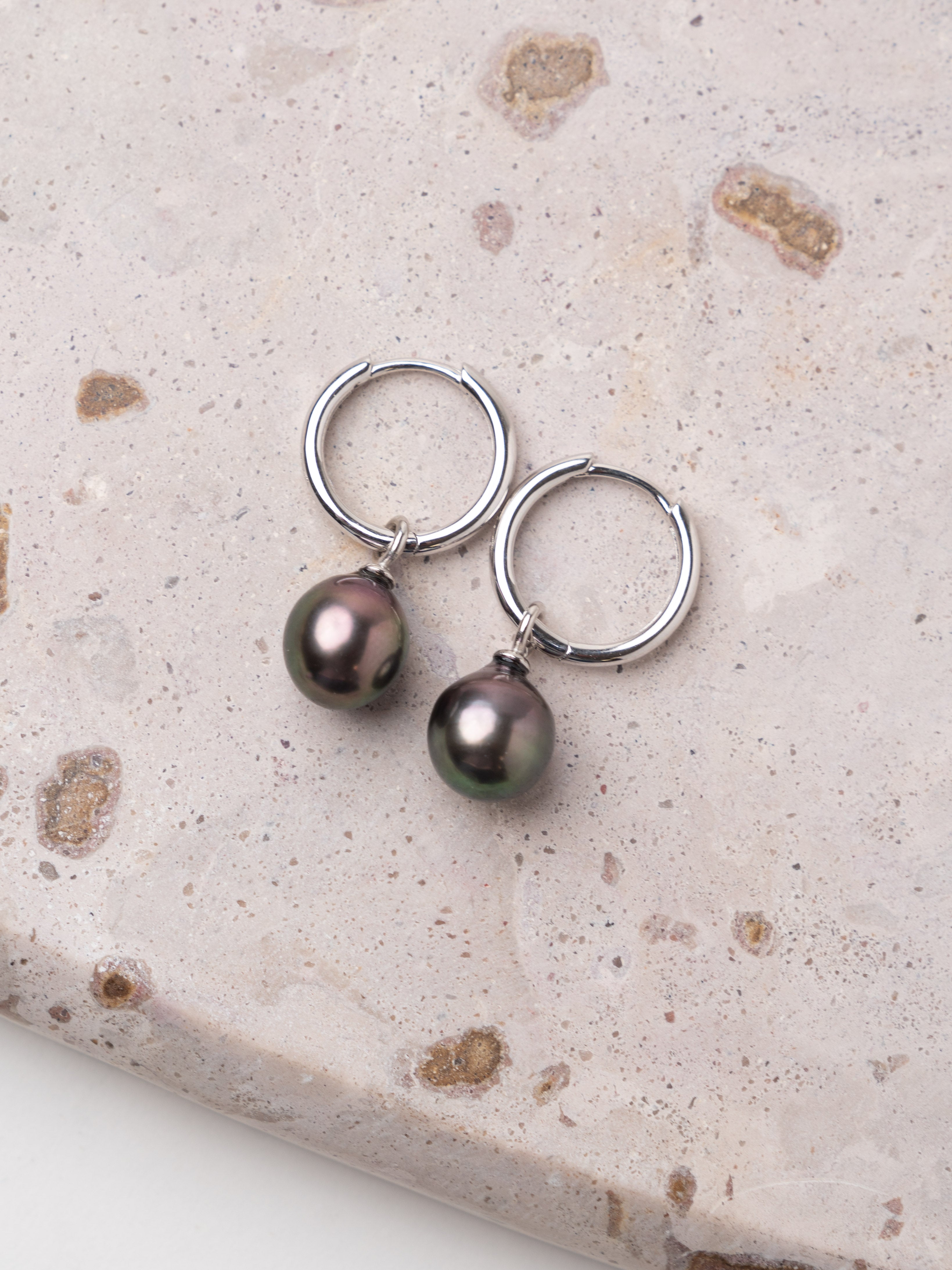 Pendientes de Aro de 16 mm de Plata de Ley con Perla Tahiti Barroca