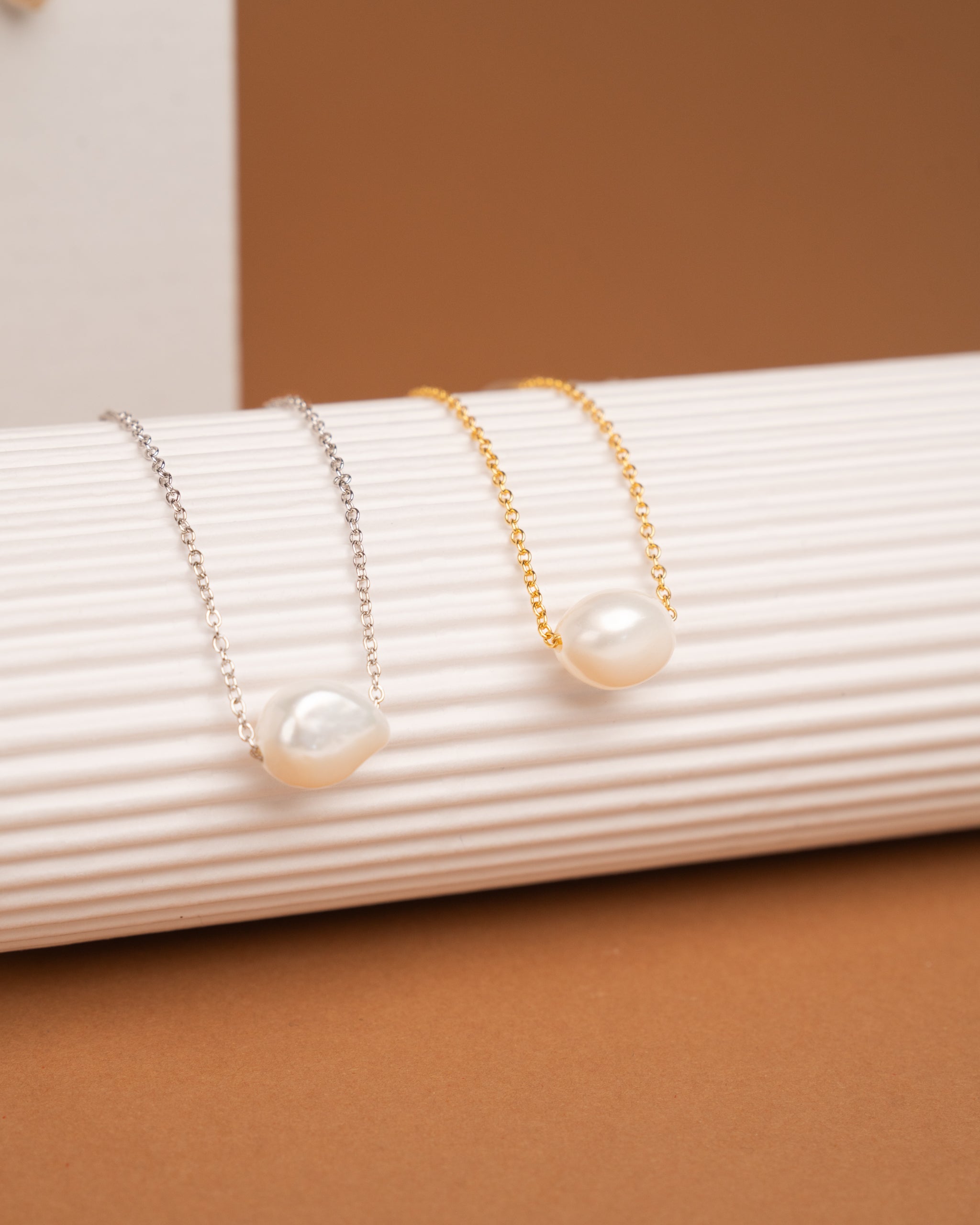 Colgante Perla de Agua Dulce Barroca de 10 - 11 mm y Plata de ley Secret & You