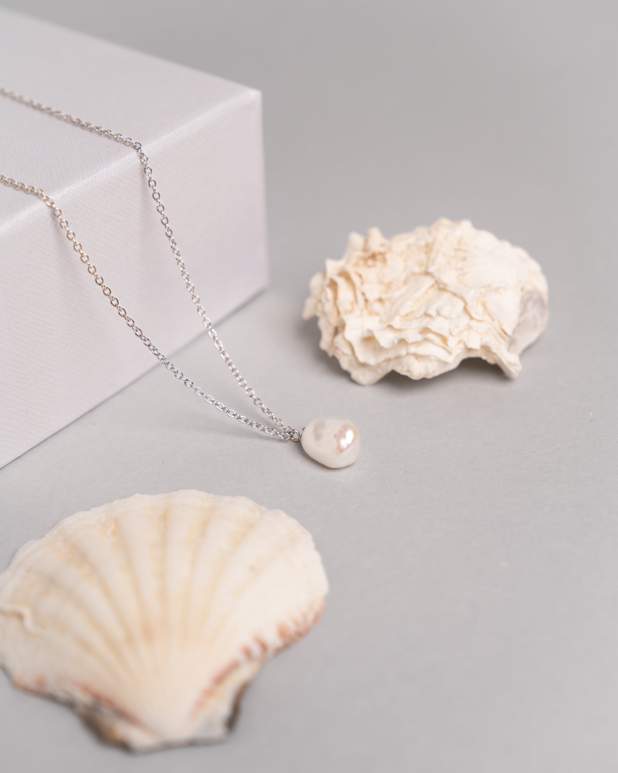 Colgante Perla de Agua Dulce Keshi de 9-10 mm y Plata de ley Secret & You