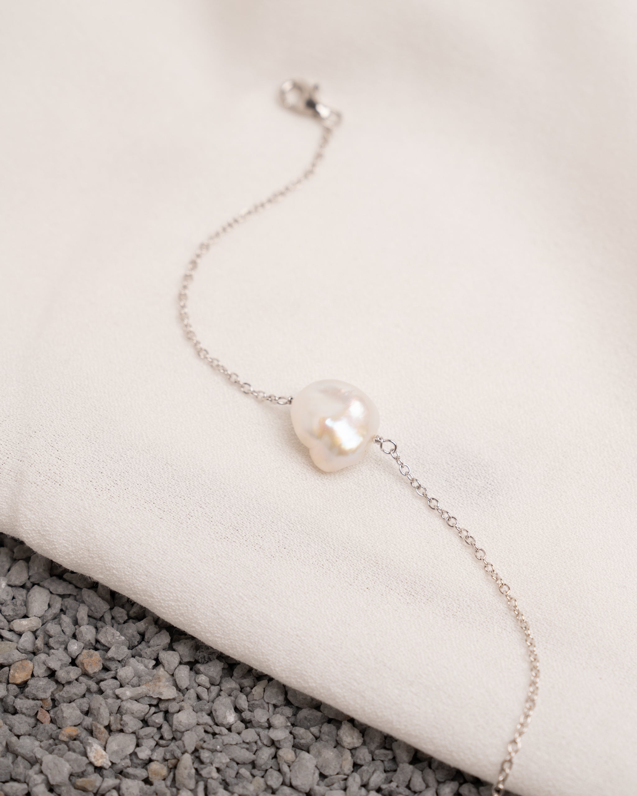 Pulsera con Perla Cultivada de Agua Dulce Keshi de Plata de Ley, 11-12 mm Secret & You