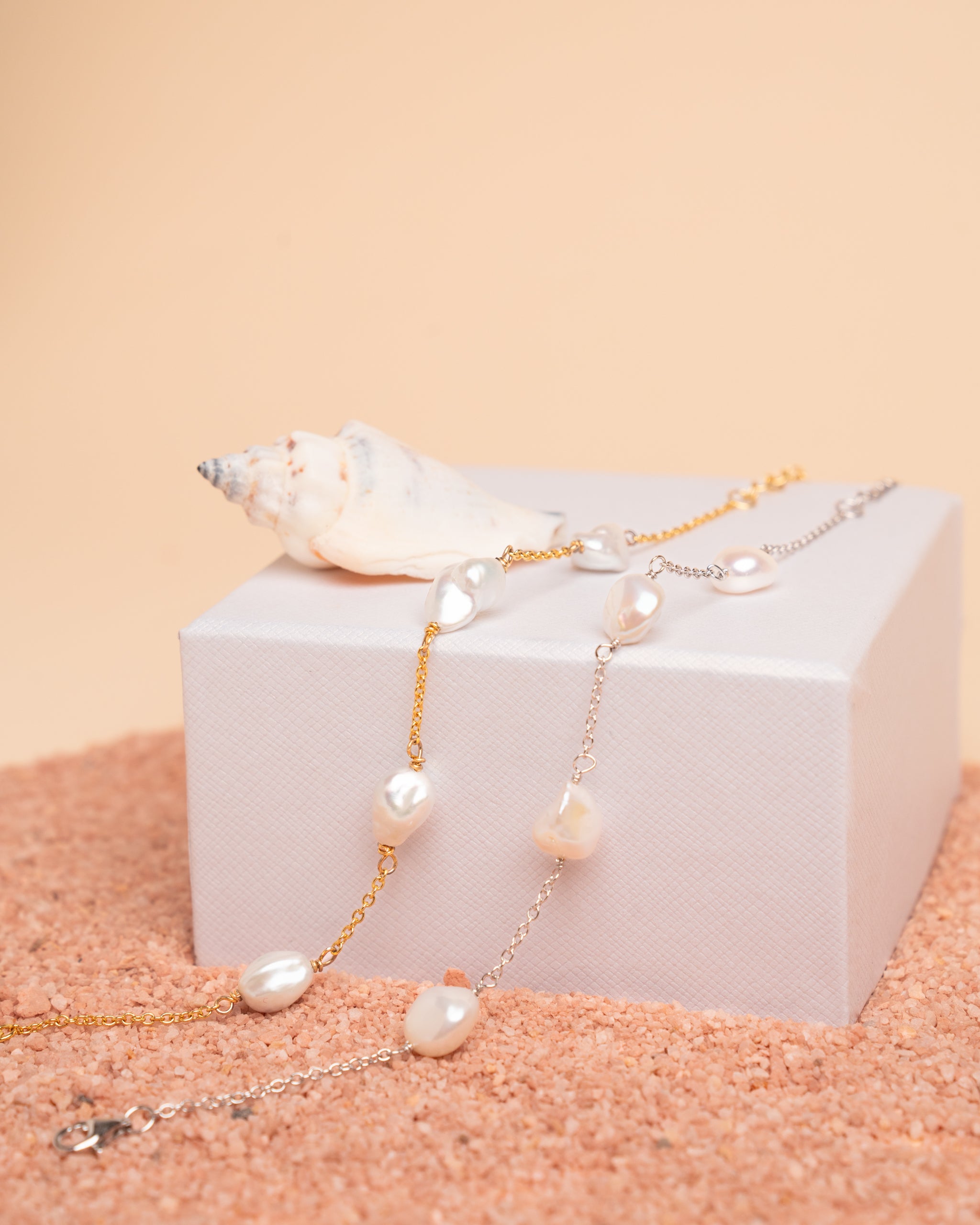 Pulsera con Perlas Cultivadas de Agua Dulce Barrocas Keshi y Cadena de Plata de Ley, 17 a 20 cm de Largo Secret & You