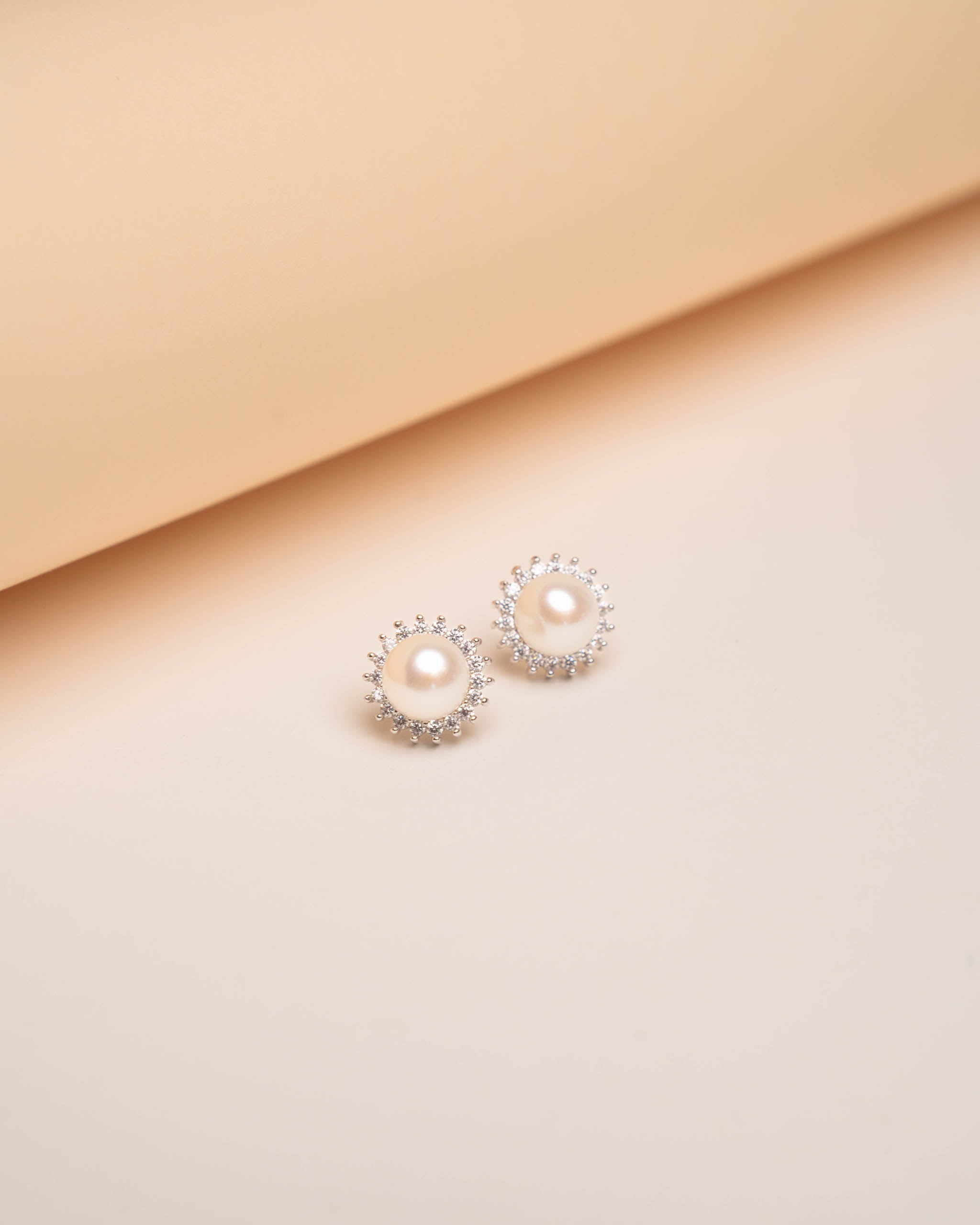 Pendientes de Perla Botón con Circonitas Secret & You