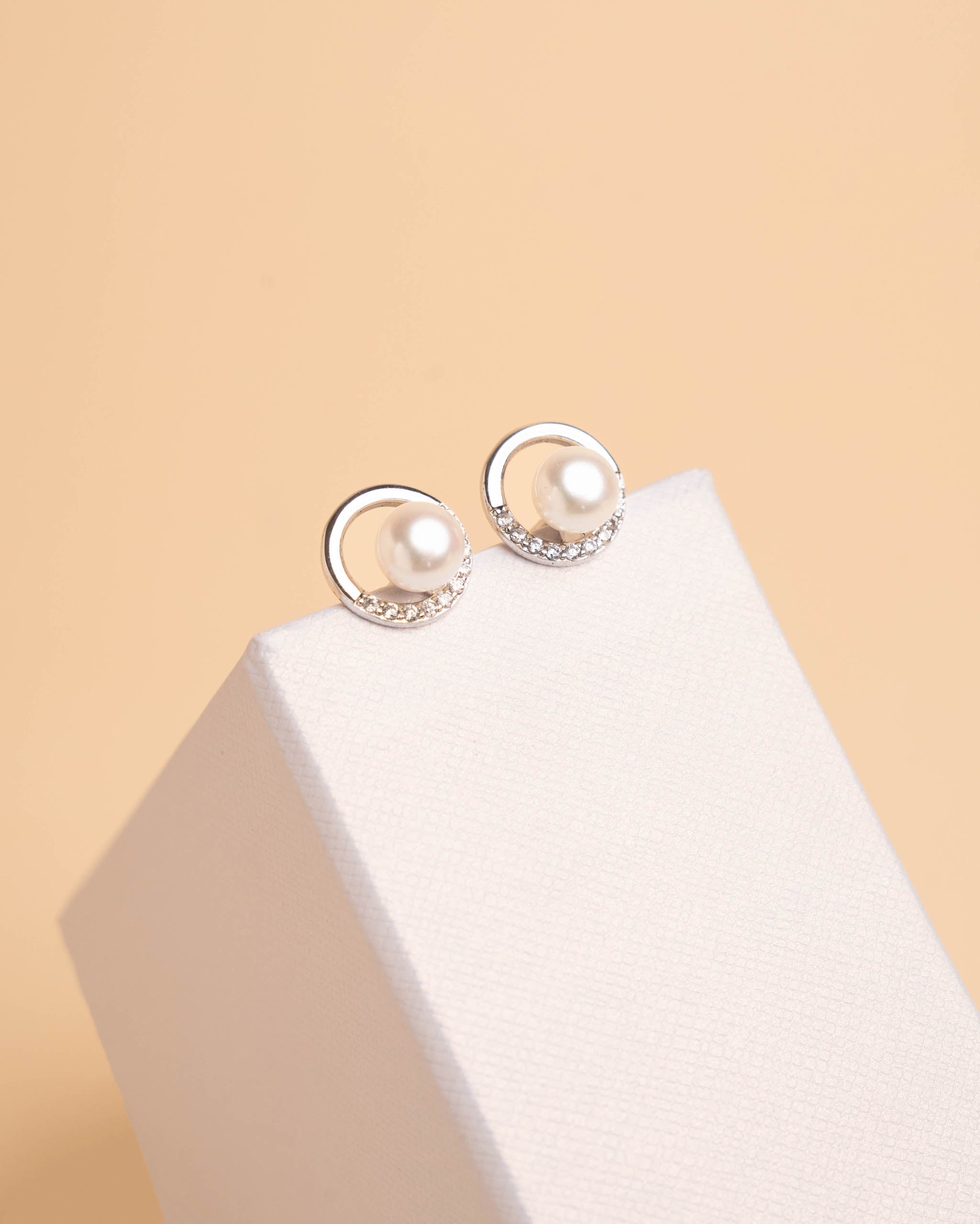 Pendientes de mujer Perlas Botón Cultivadas de Plata de Ley con Circonitas Secret & You