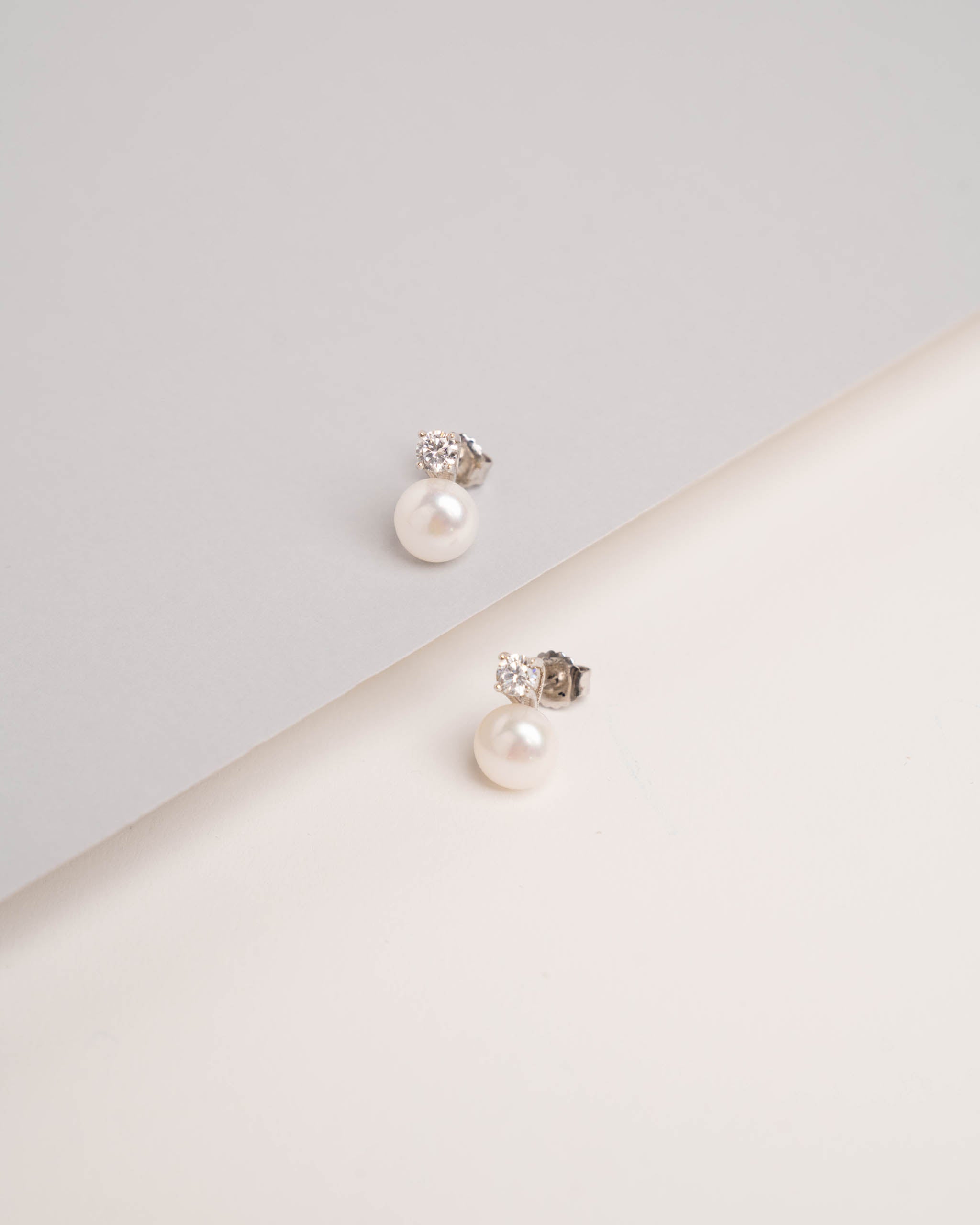 Pendientes de Perla Tu y Yo de Agua Dulce 8-9mm de Plata de Ley con Circonitas Secret & You