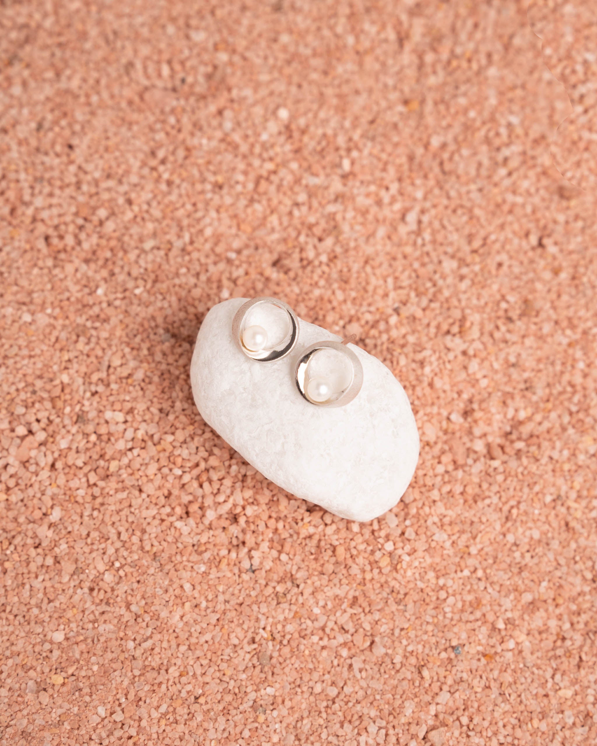 Pendientes de Mujer de Perla Redonda con Plata de Ley Secret & You