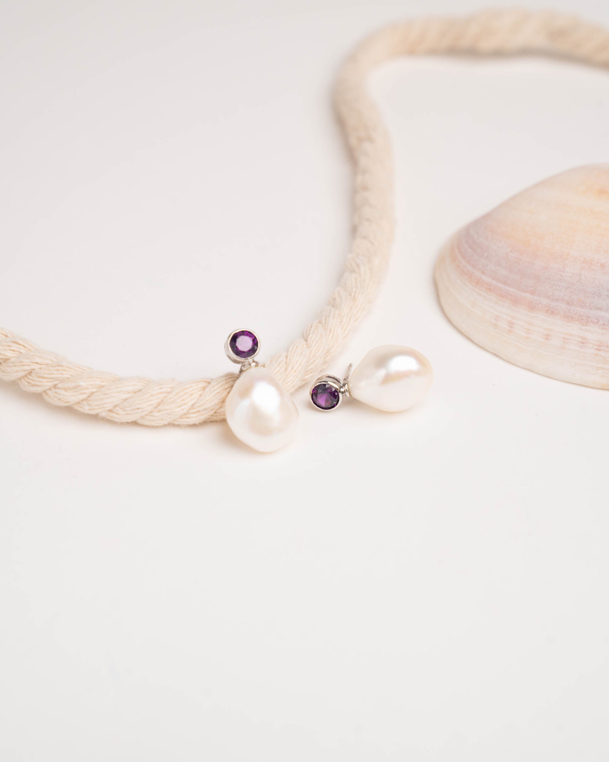 Pendientes de Perlas Barrocas con Circonitas Amatista Secret & You