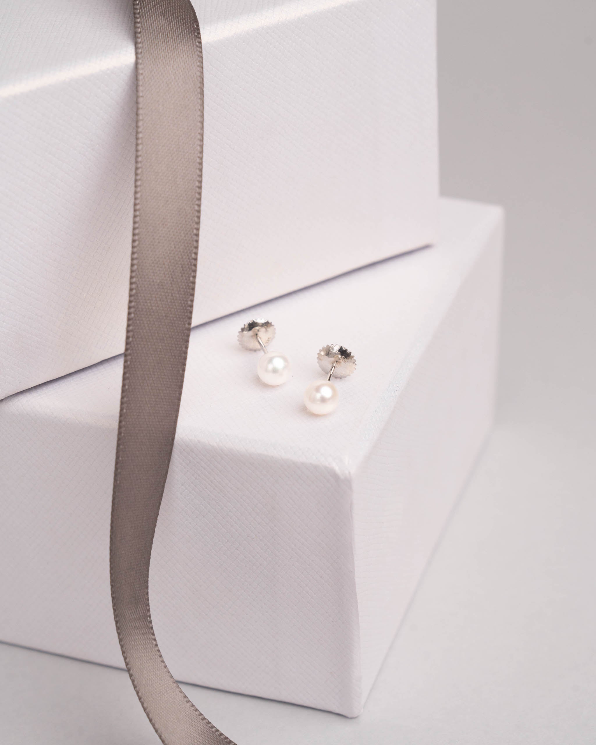 Pendientes para Bebés y Niñas de Perlas cultivadas de Agua Dulce y Plata de Ley Secret & You