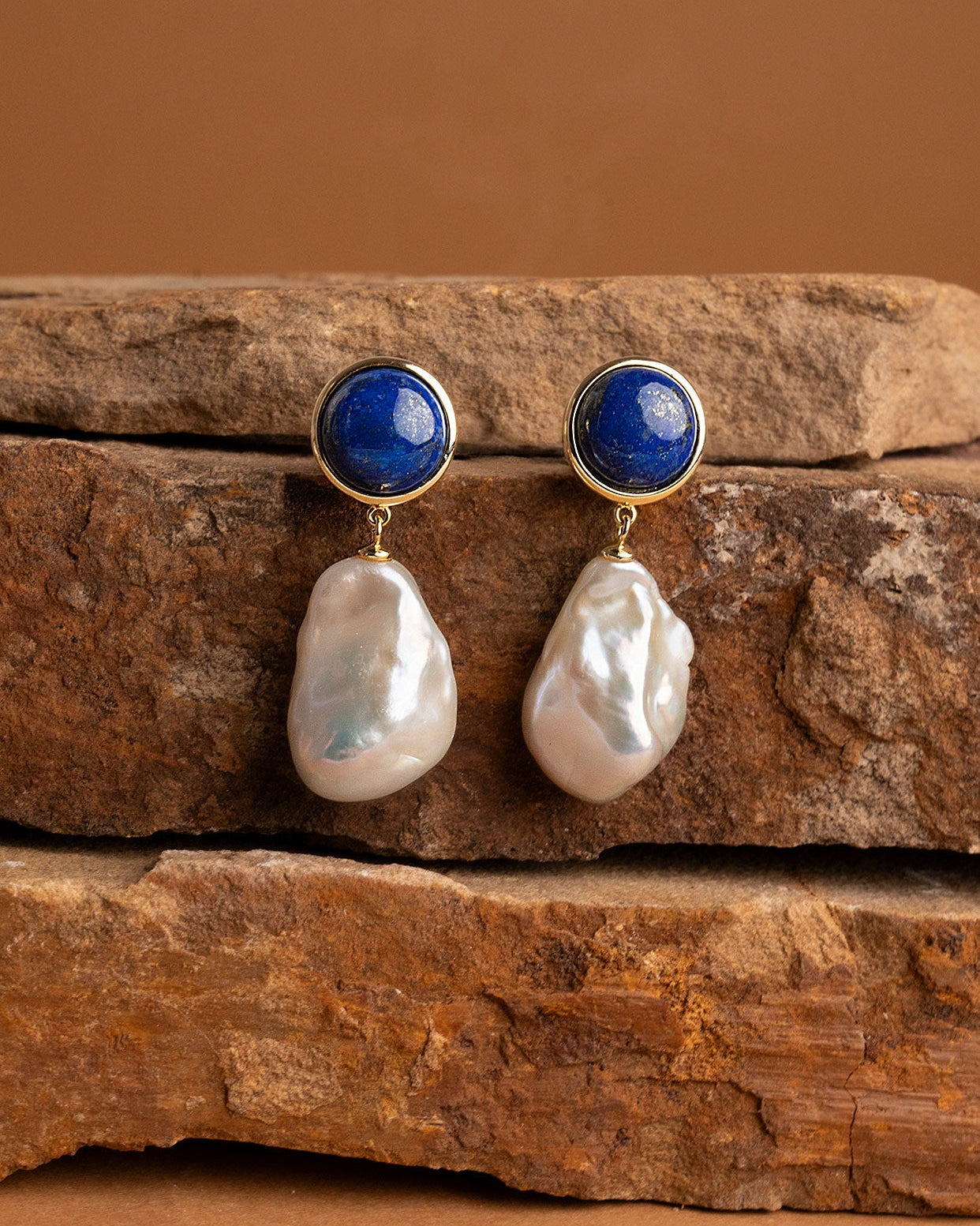 Pendientes de perlas cultivadas barrocas grandes con lapislazuli de mujer Secret & You