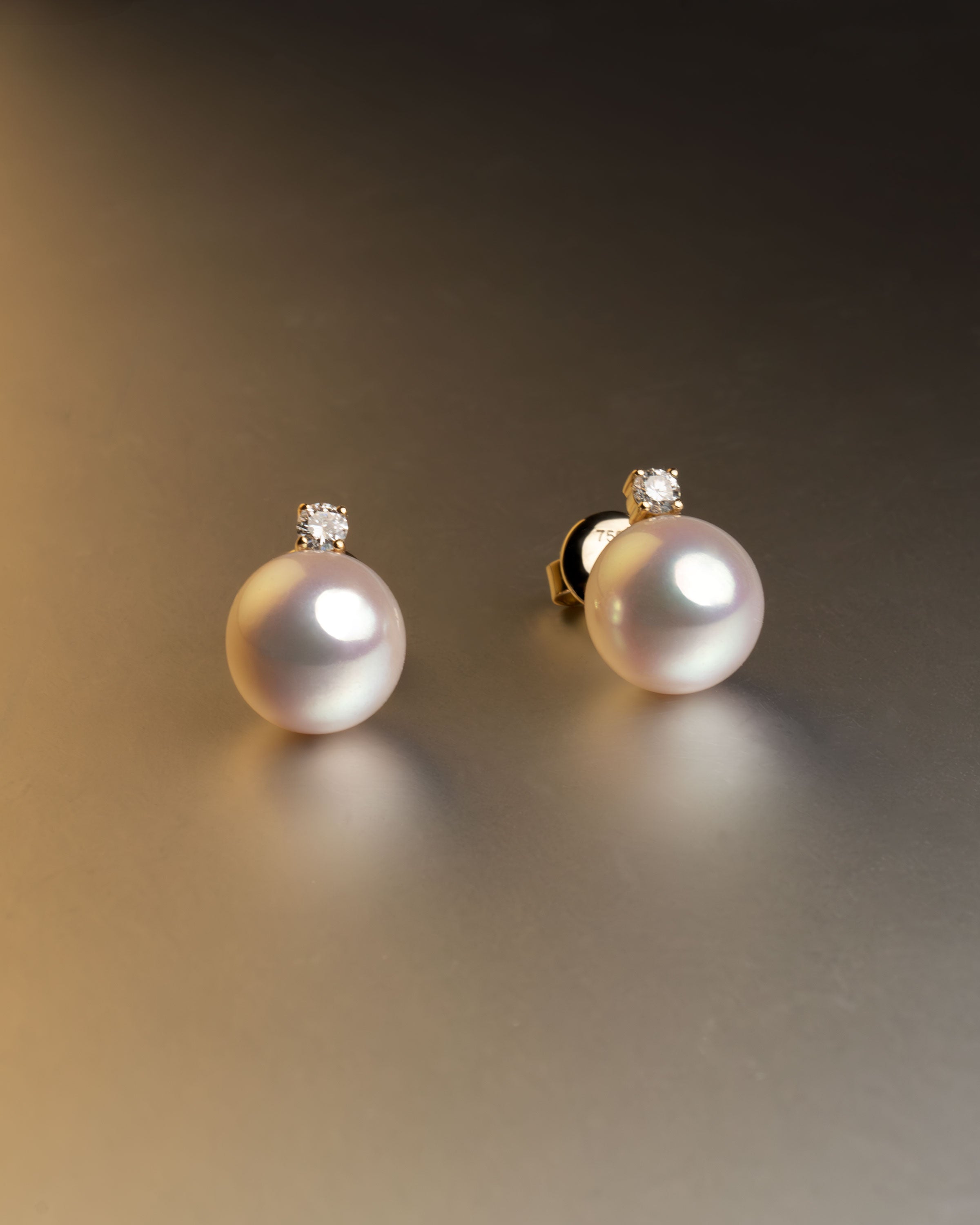 Pendientes Elara con Perlas Australianas y Diamantes en Oro | 9 - 10 mm