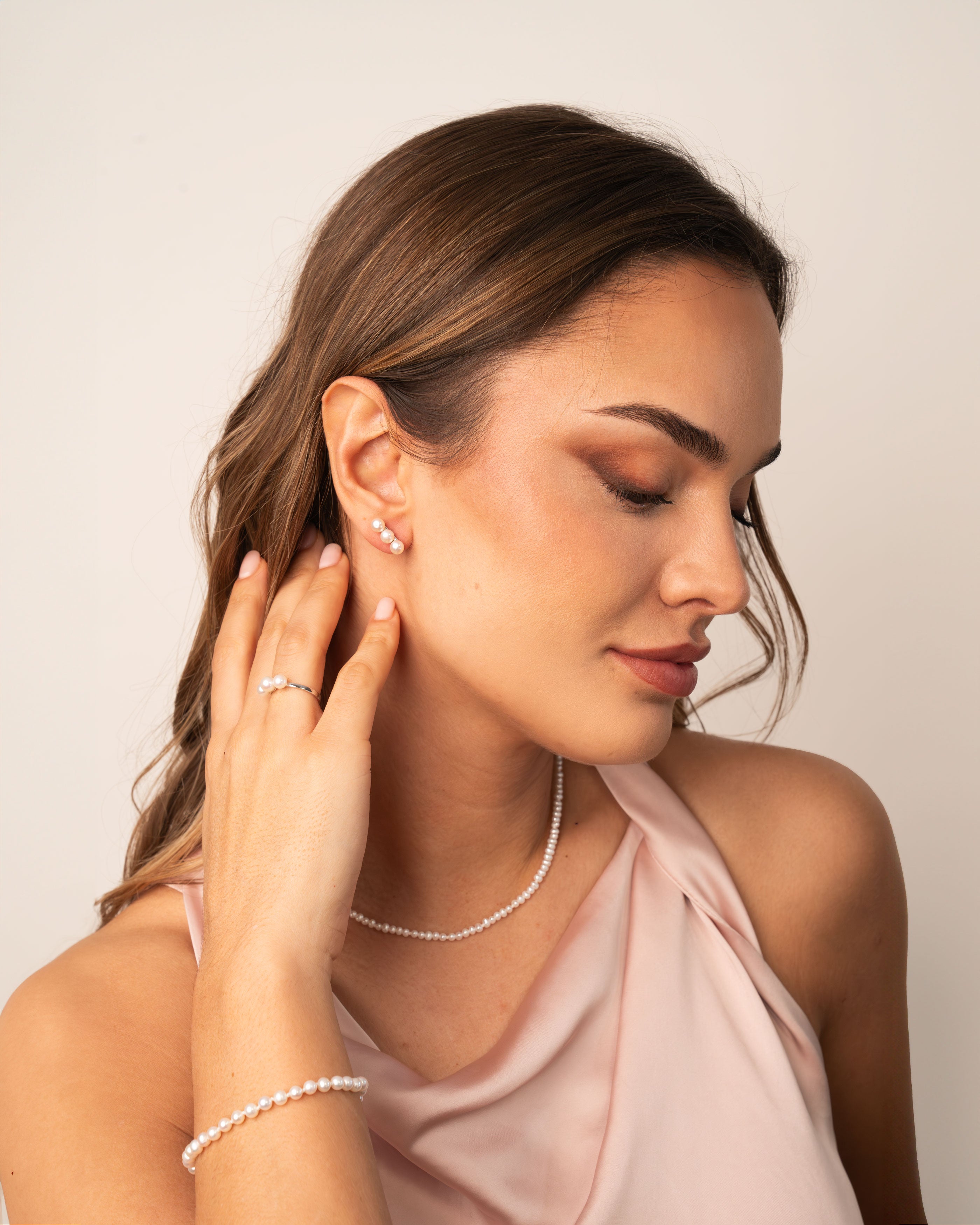 Boucles d'Oreilles Trois Perles Bouton d'Eau Douce 5 - 6 mm