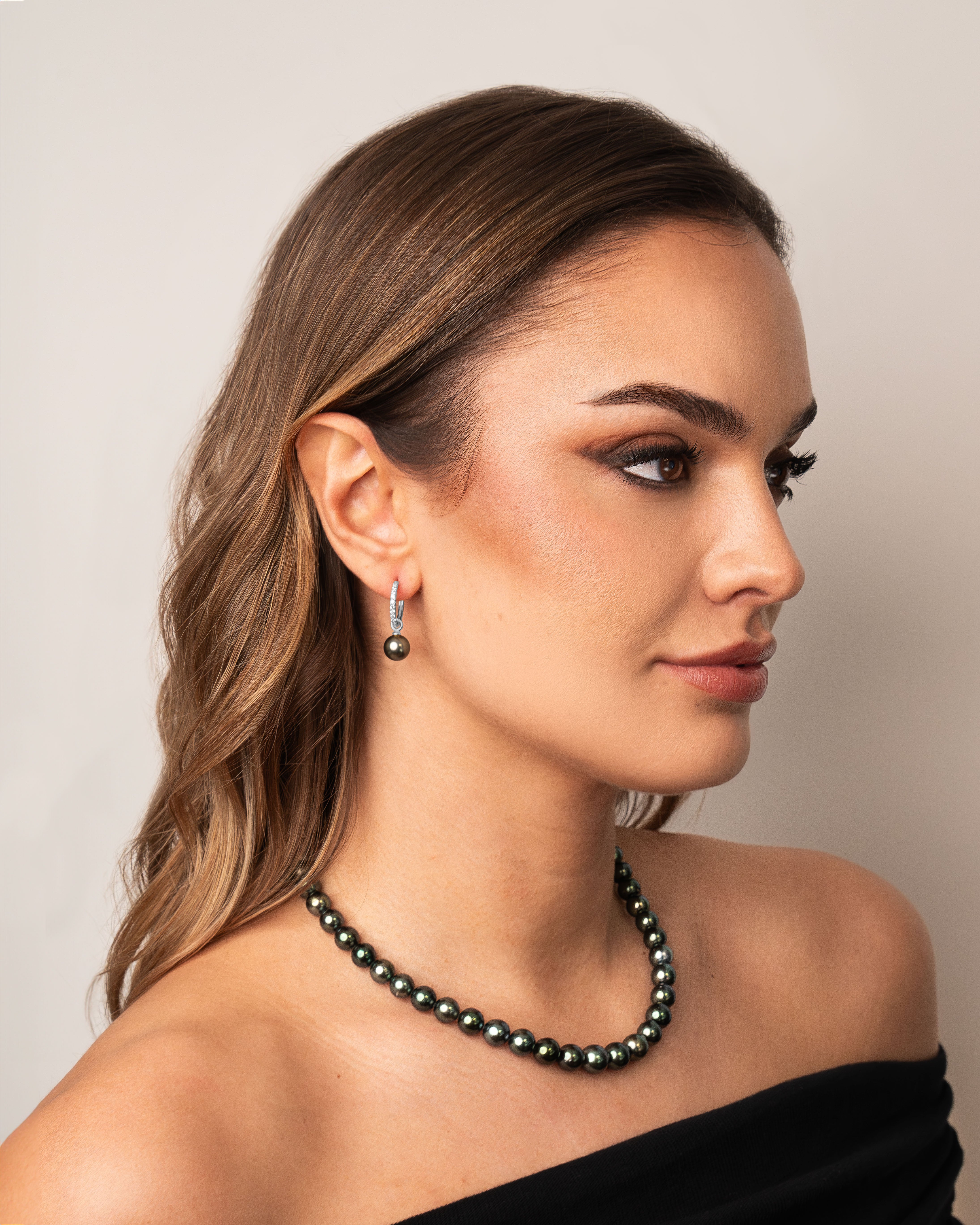 Aros de Plata de Ley de 16 mm con Circonitas y Perla Tahiti Redonda