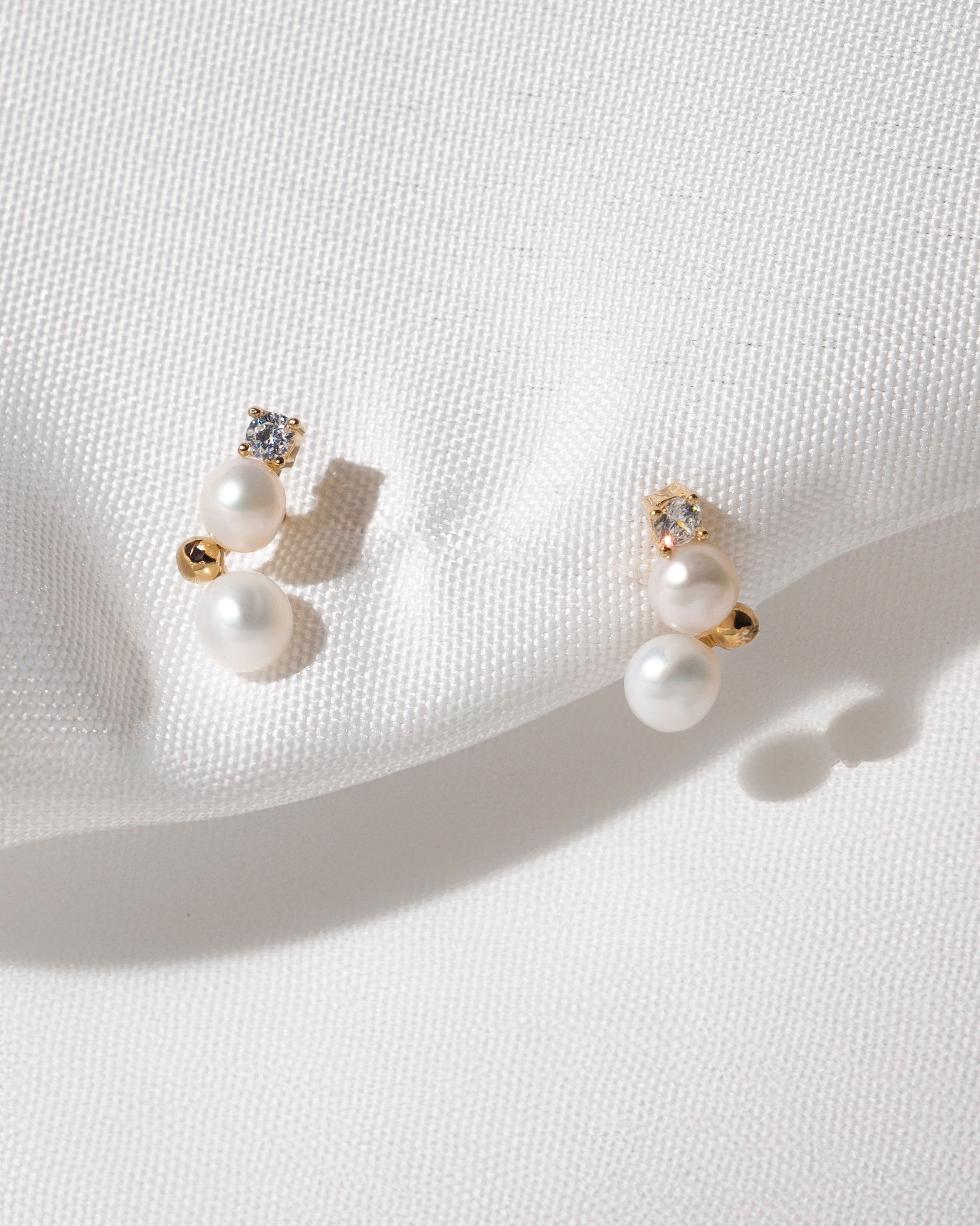 Pendientes Lovelace de Perlas Cultivadas de Agua dulce 4-4.5mm y 4.5-5mm y Circonita