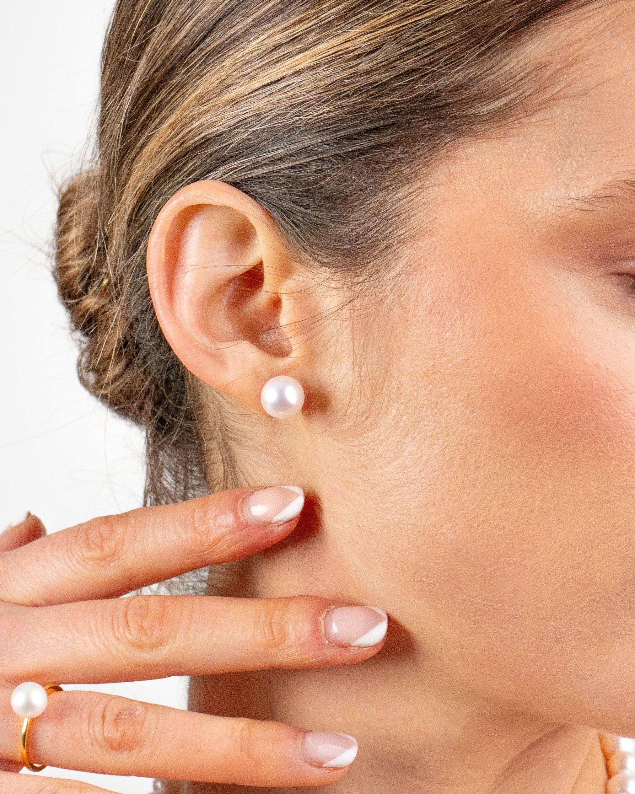 Pendientes de Perlas Redondas de Agua Dulce de Oro 18 K SY Perlas