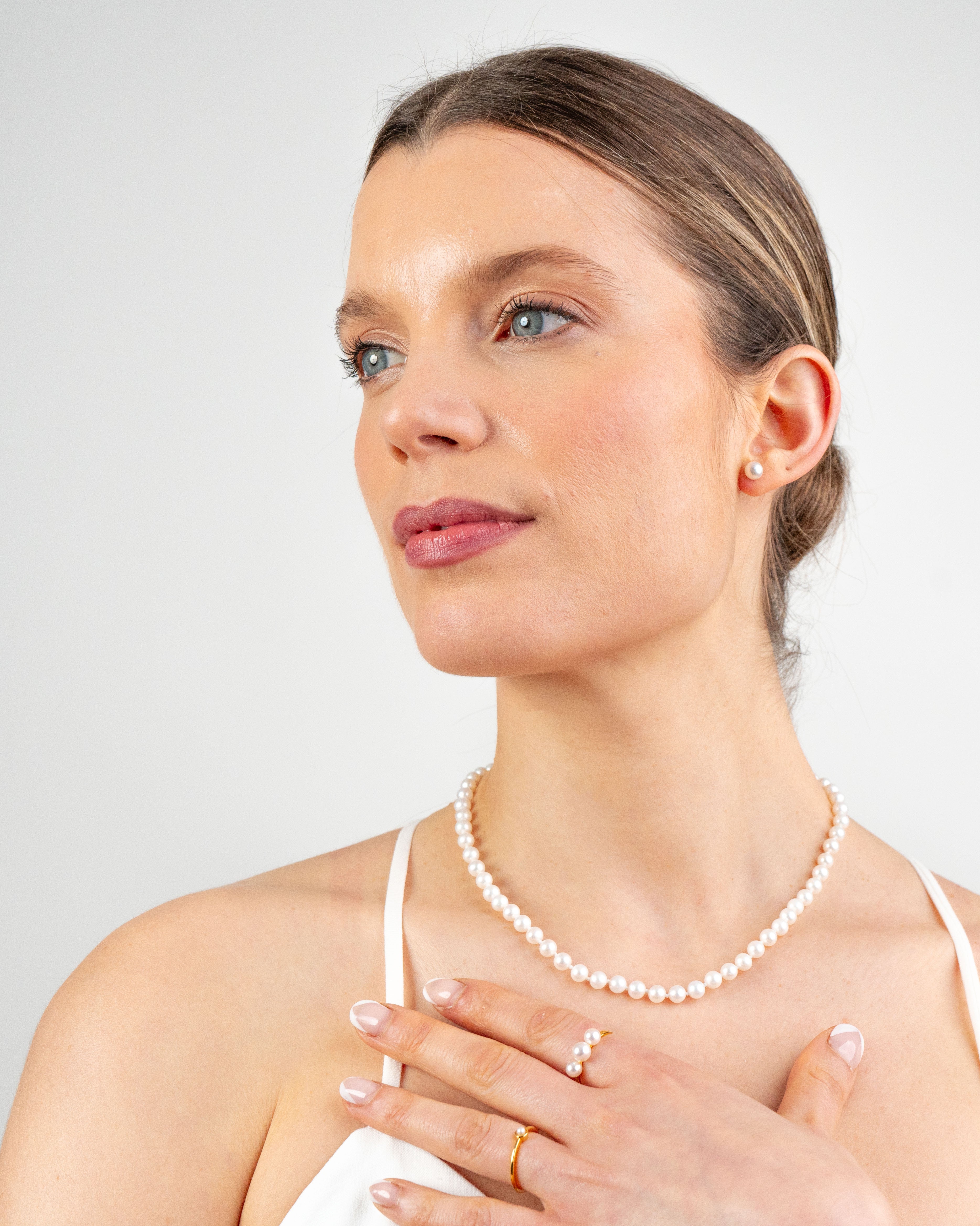 Pendientes de Perlas Redondas de Agua Dulce de Oro 18 K Secret & You 6-6'5mm