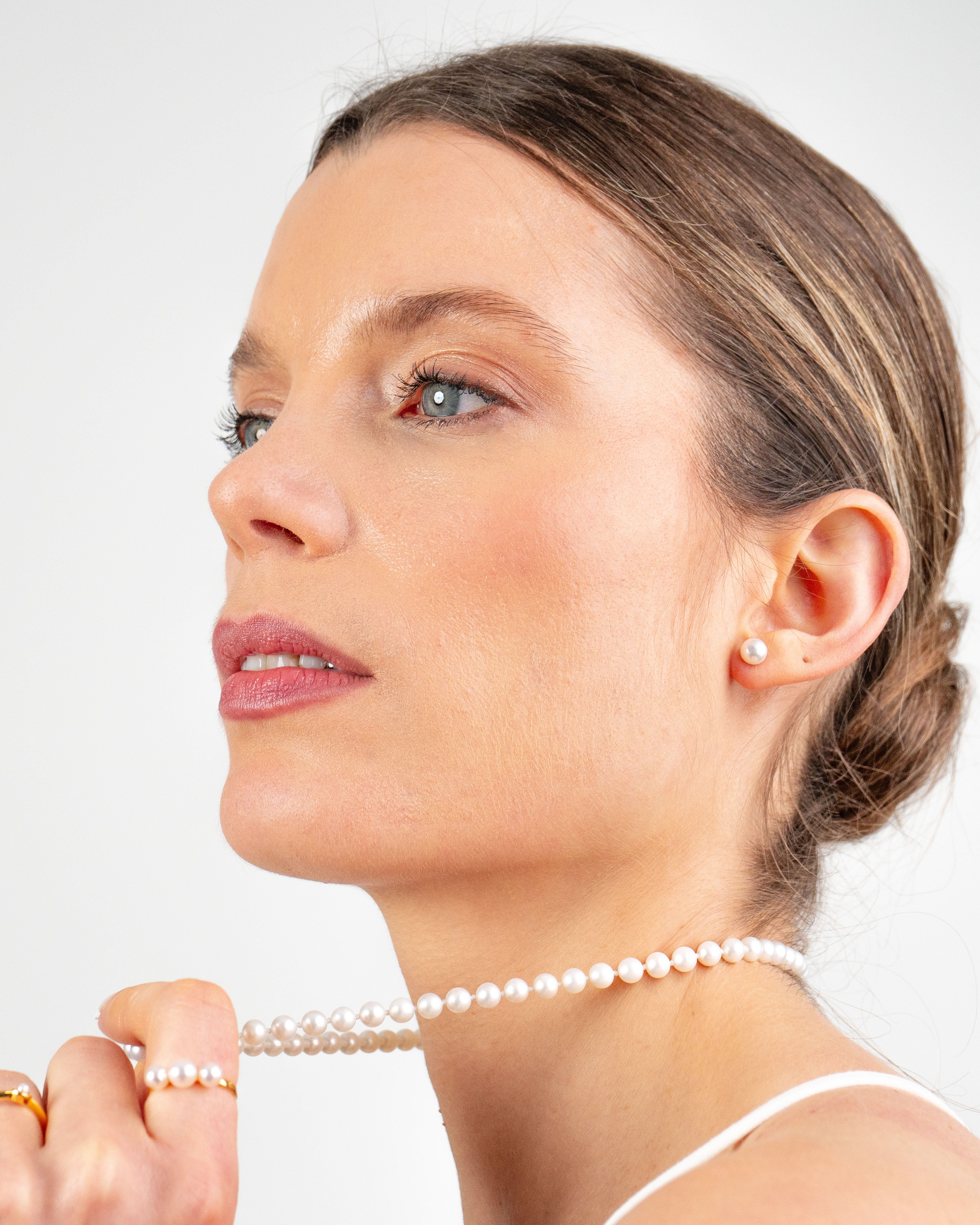 Pendientes de Perlas Redondas de Agua Dulce de Oro 18 K Secret & You 6-6'5mm