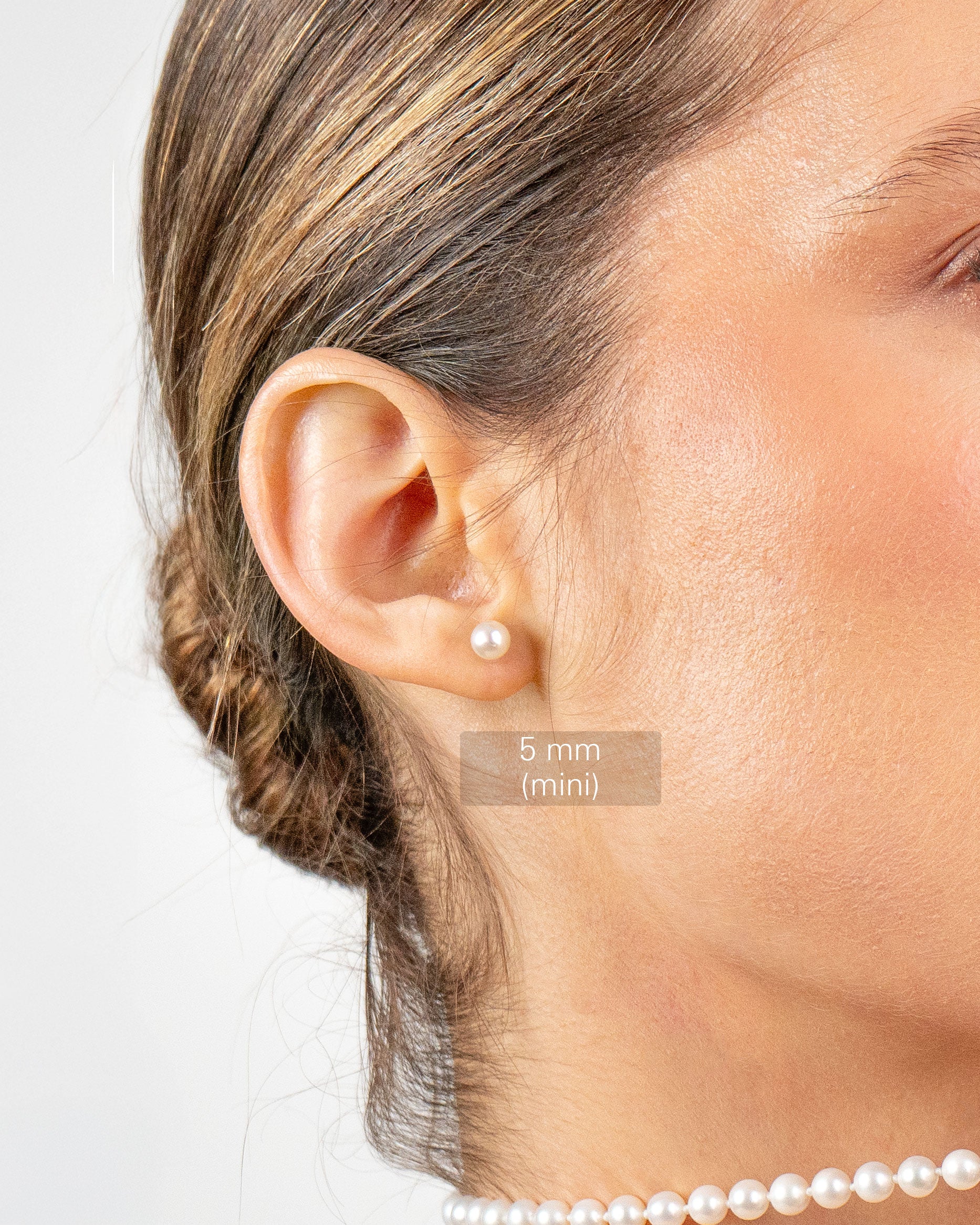 Pendientes de Perlas de Agua Dulce Botón y Oro blanco 18k Secret & You