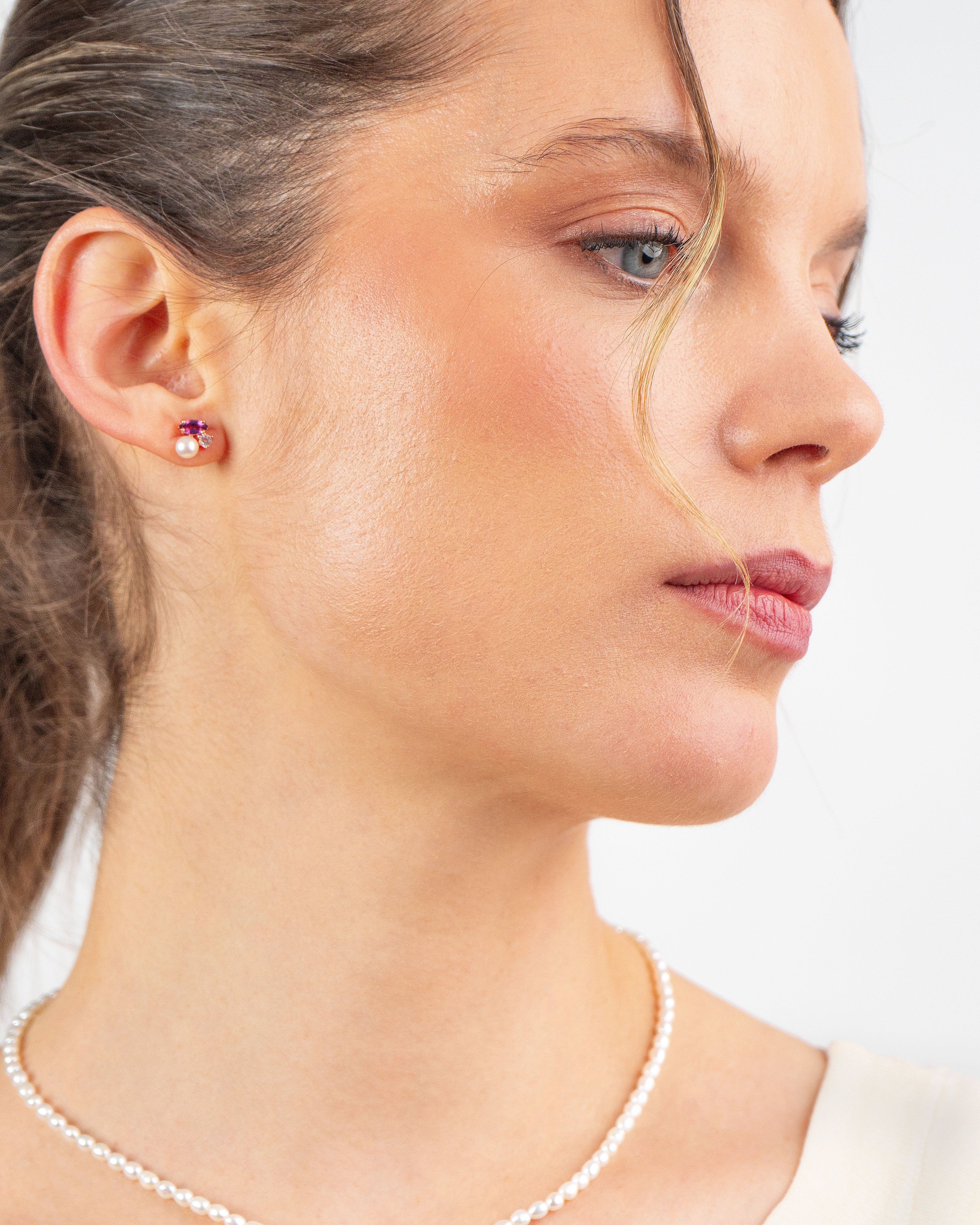 Pendientes Rosalind de Perla Cultivada de Agua dulce 4.5-5mm, Rodolita y Topacio