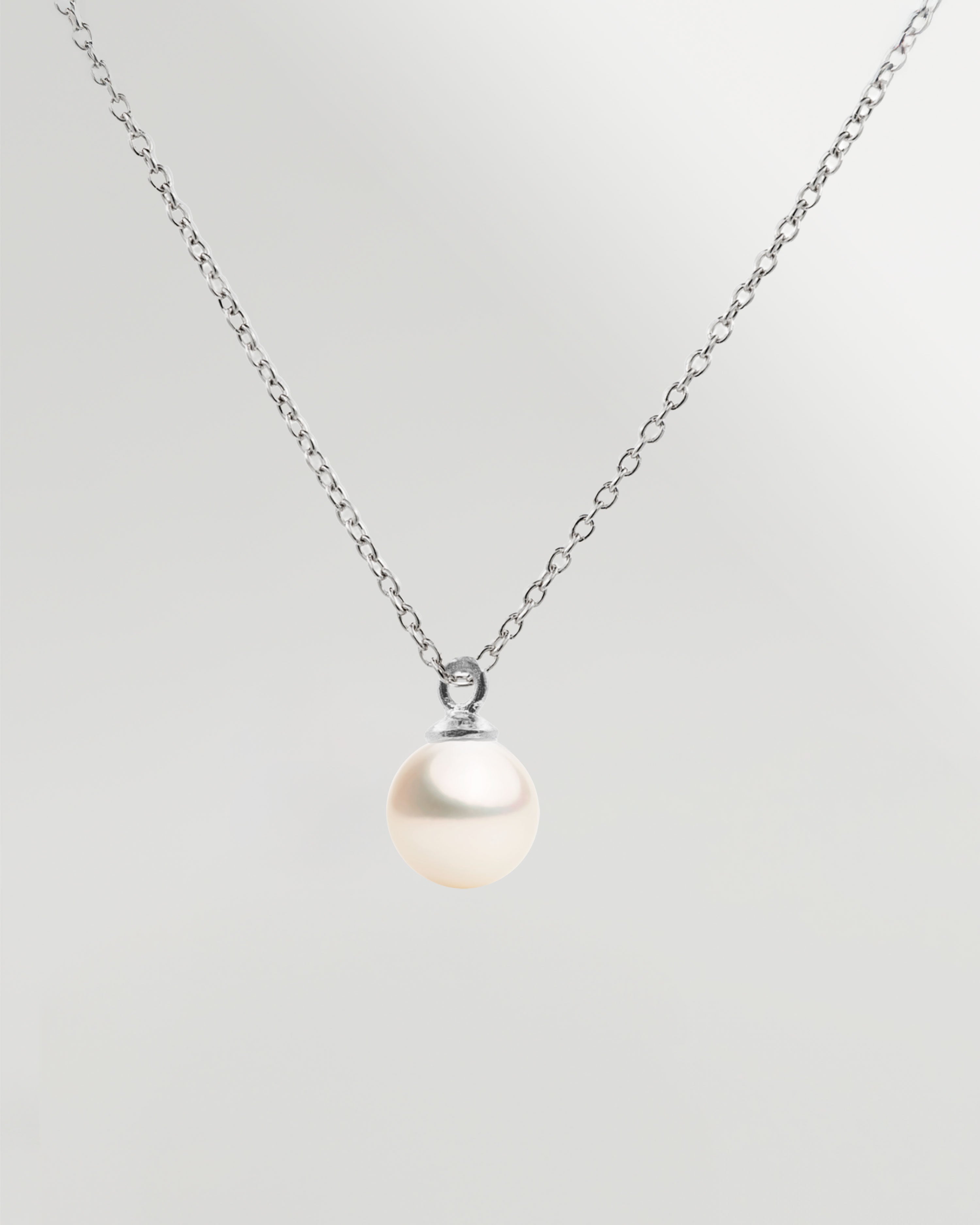 Colgante Perla de Agua Dulce Redonda de 8 - 8,5 mm y Plata de ley Secret & You