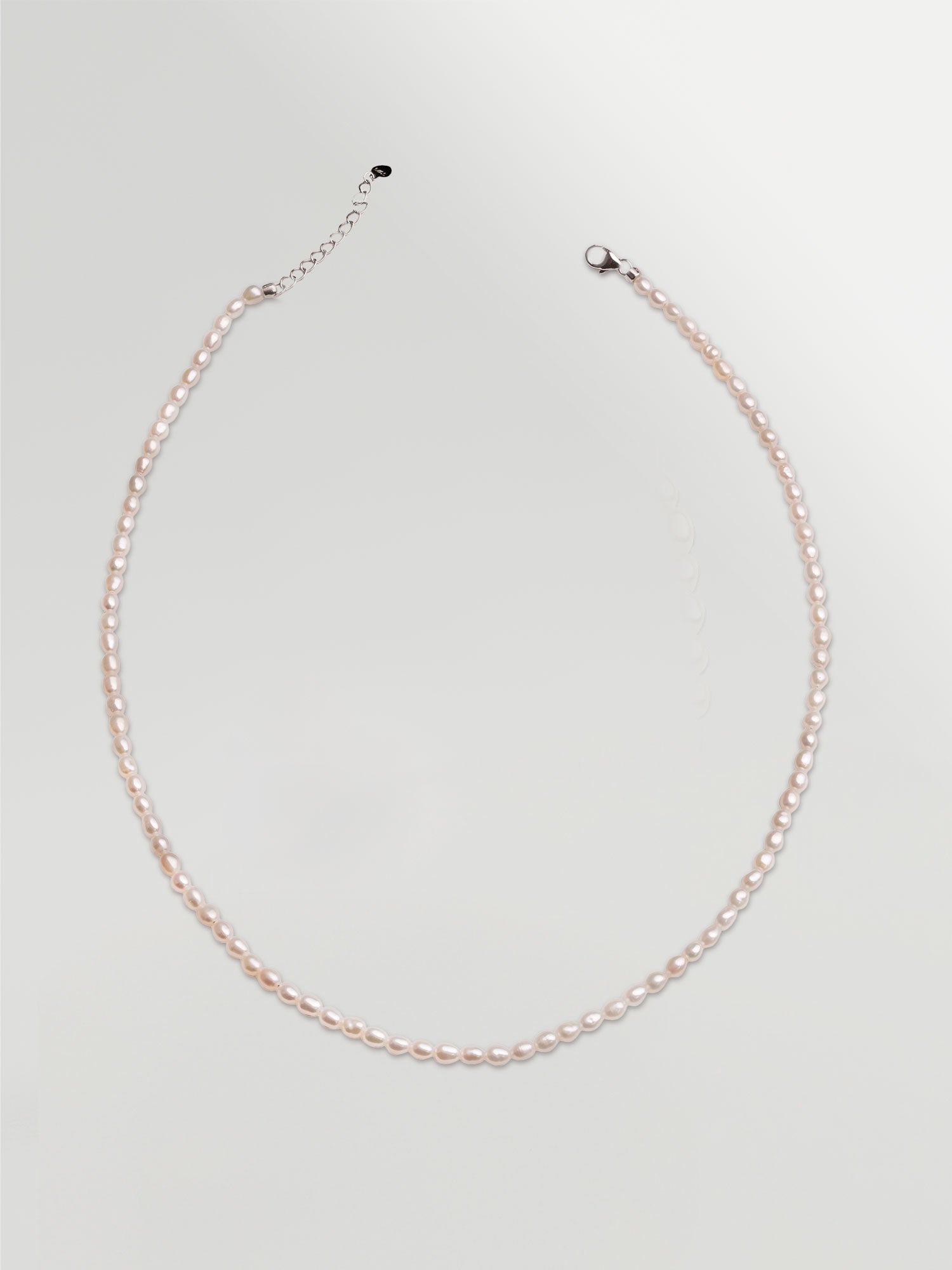 Collar de perlas cultivadas de agua dulce ovaladas 3-4 mm