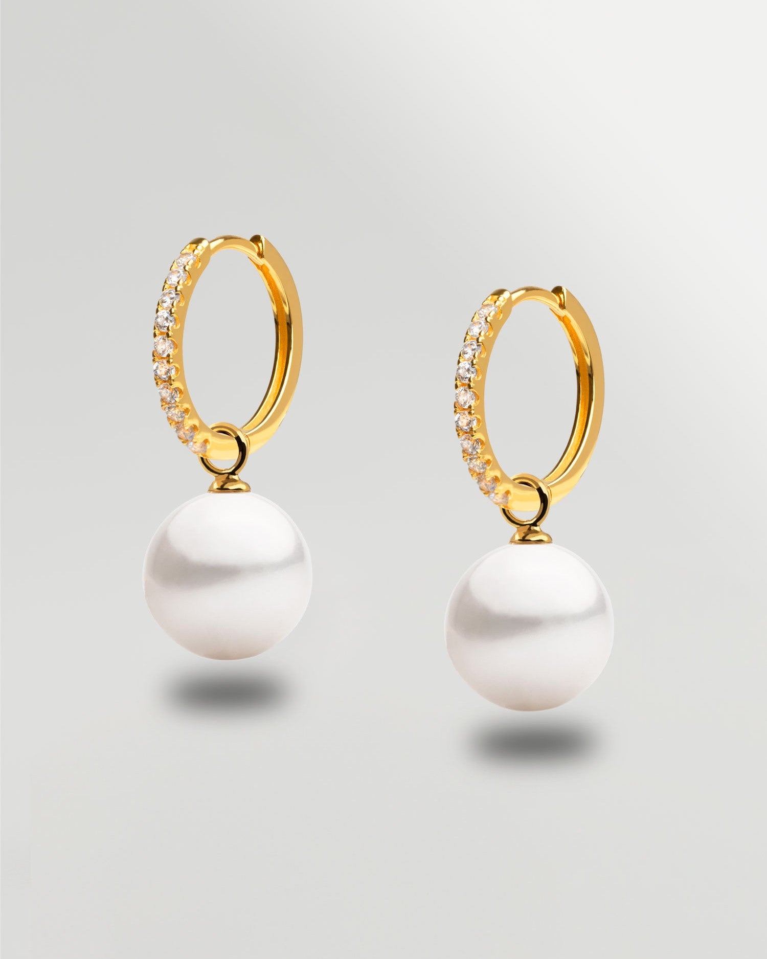 Aros de oro vermeil con circonitas y perla redonda 12 y 16 mm secret & you