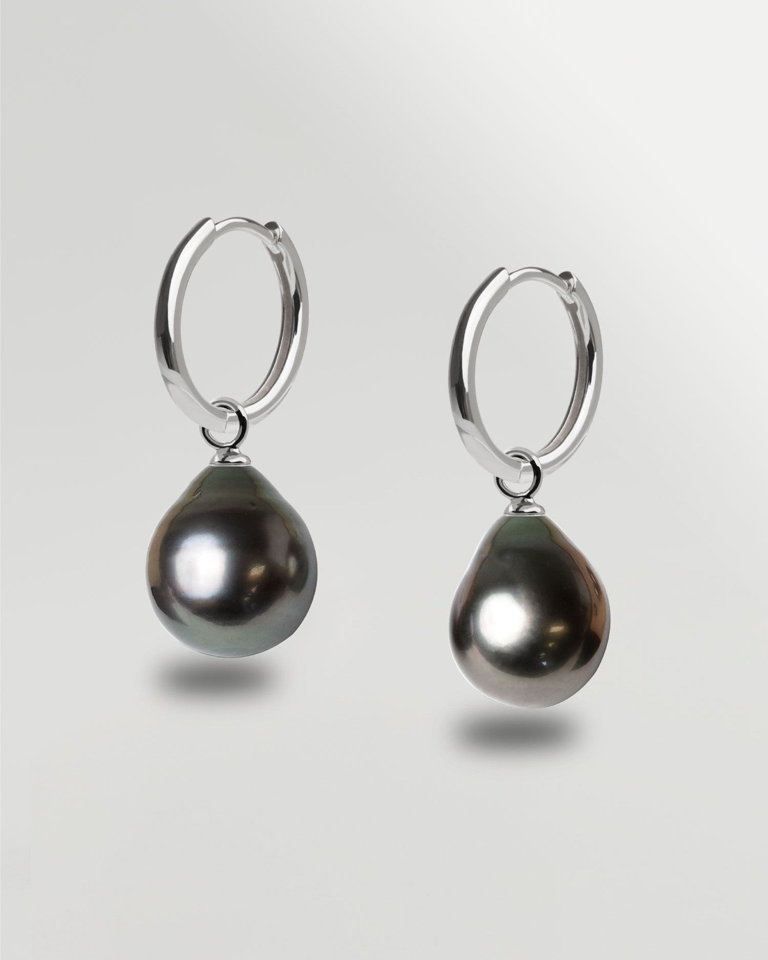 Pendientes de Aro de 16 mm de Plata de Ley con Perla Tahiti Barroca