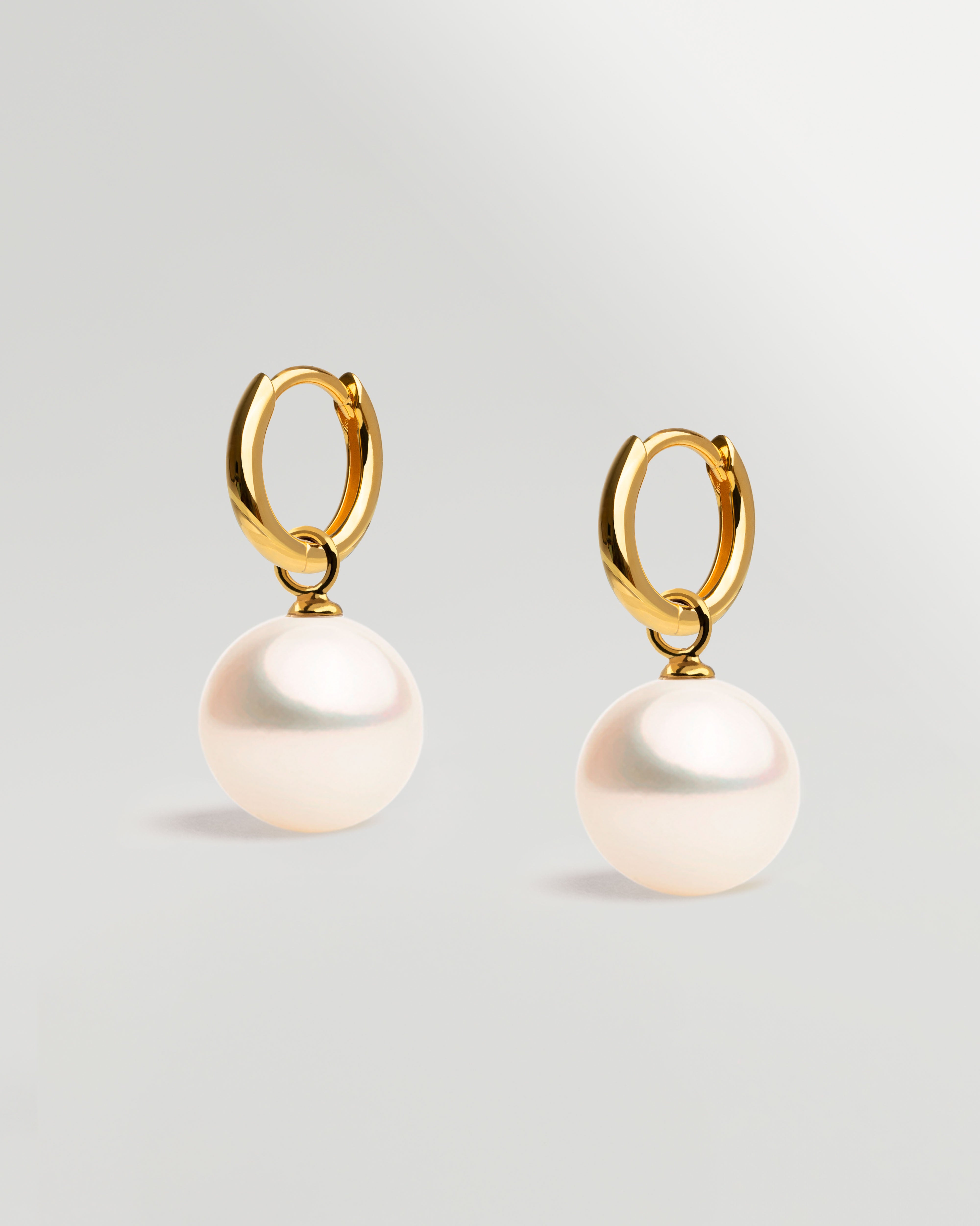 Aros de oro 18k con perla redonda secret & you