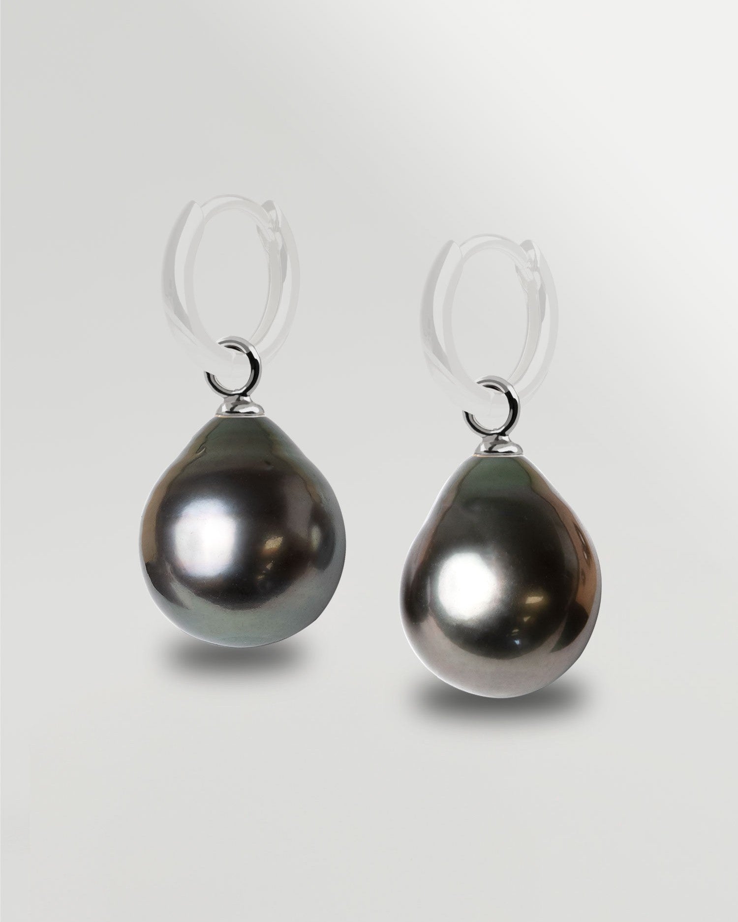 Charms de Plata de Ley con Perla Tahití Barroca