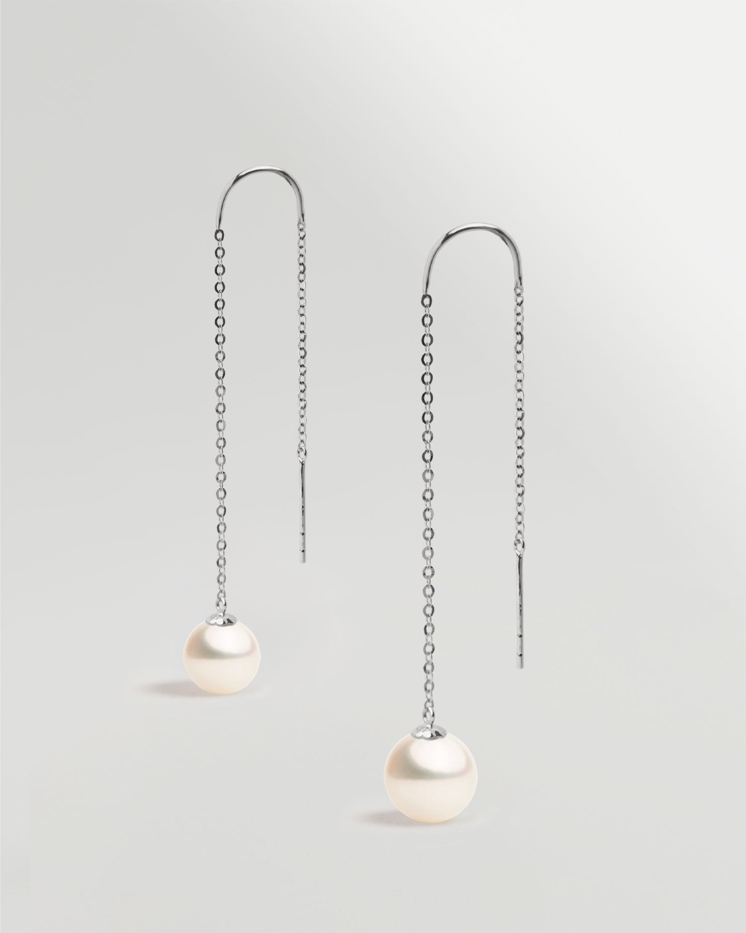 Pendientes de una perlas redonda colgante en Oro blanco 18k
