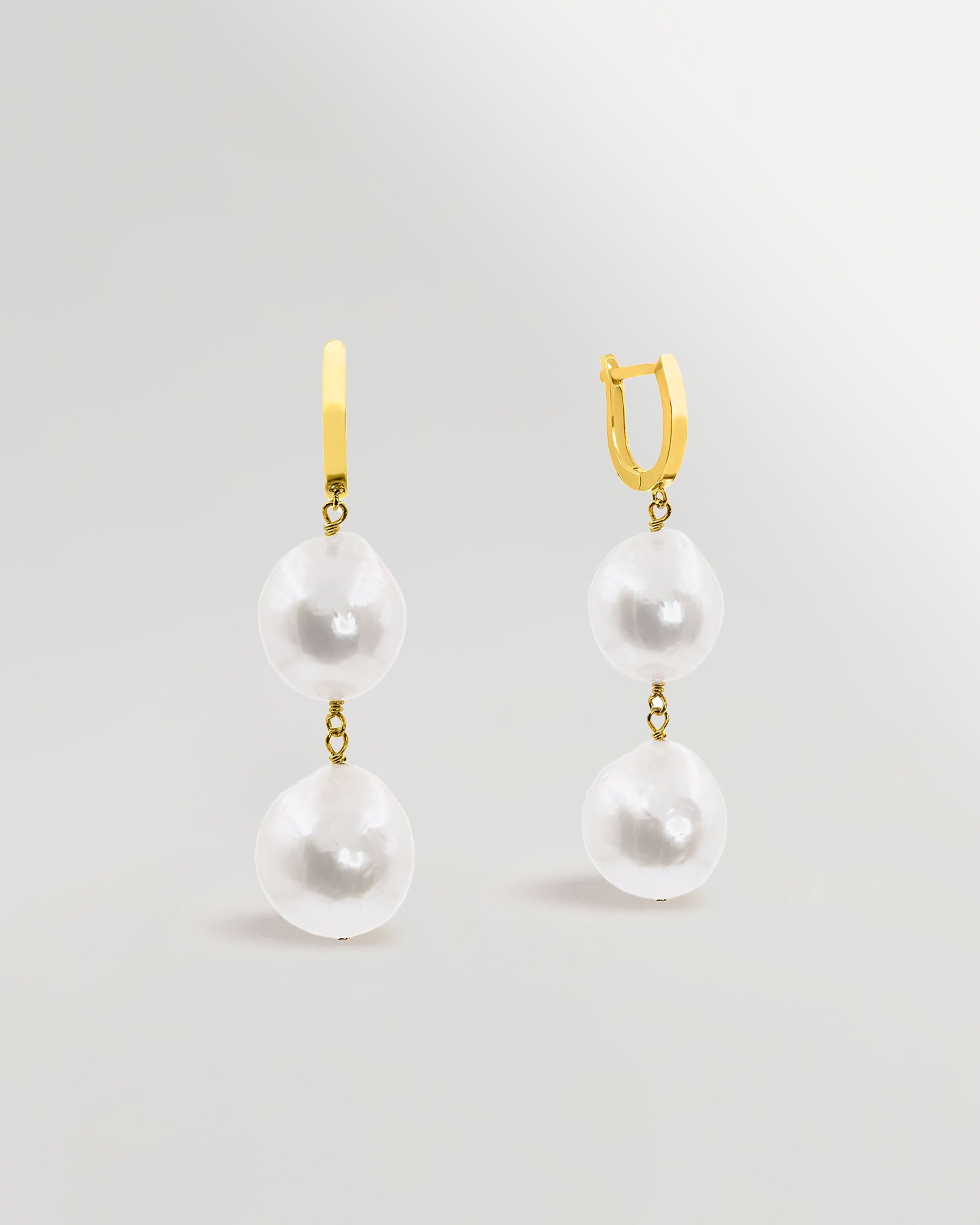 pendientes mujer dos perlas cultivadas barrocas grandes bañados en oro 18k Secret & You