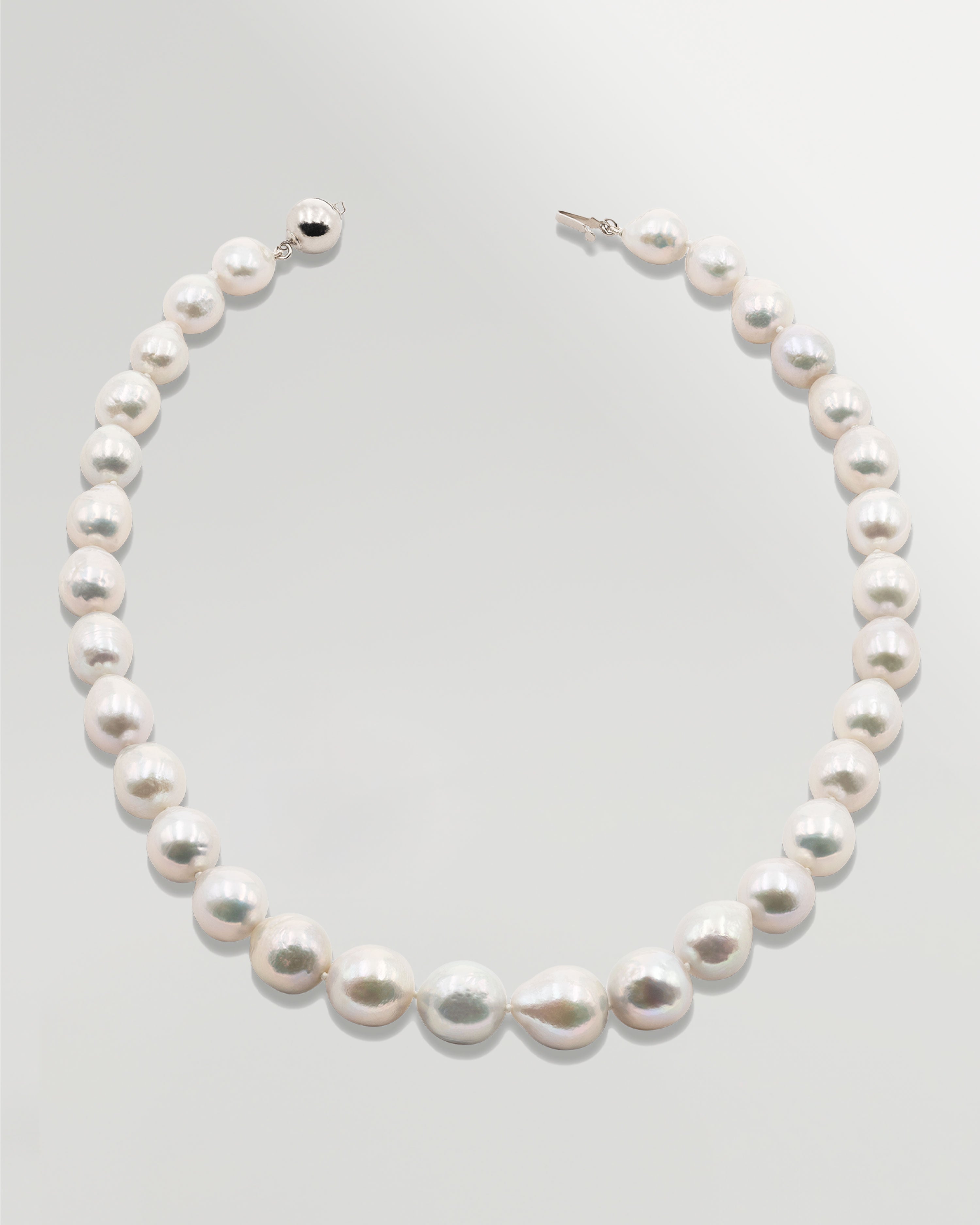 Collar de Perlas Cultivadas de Agua Dulce Semi-Barrocas de 10-14 mm Secret & You