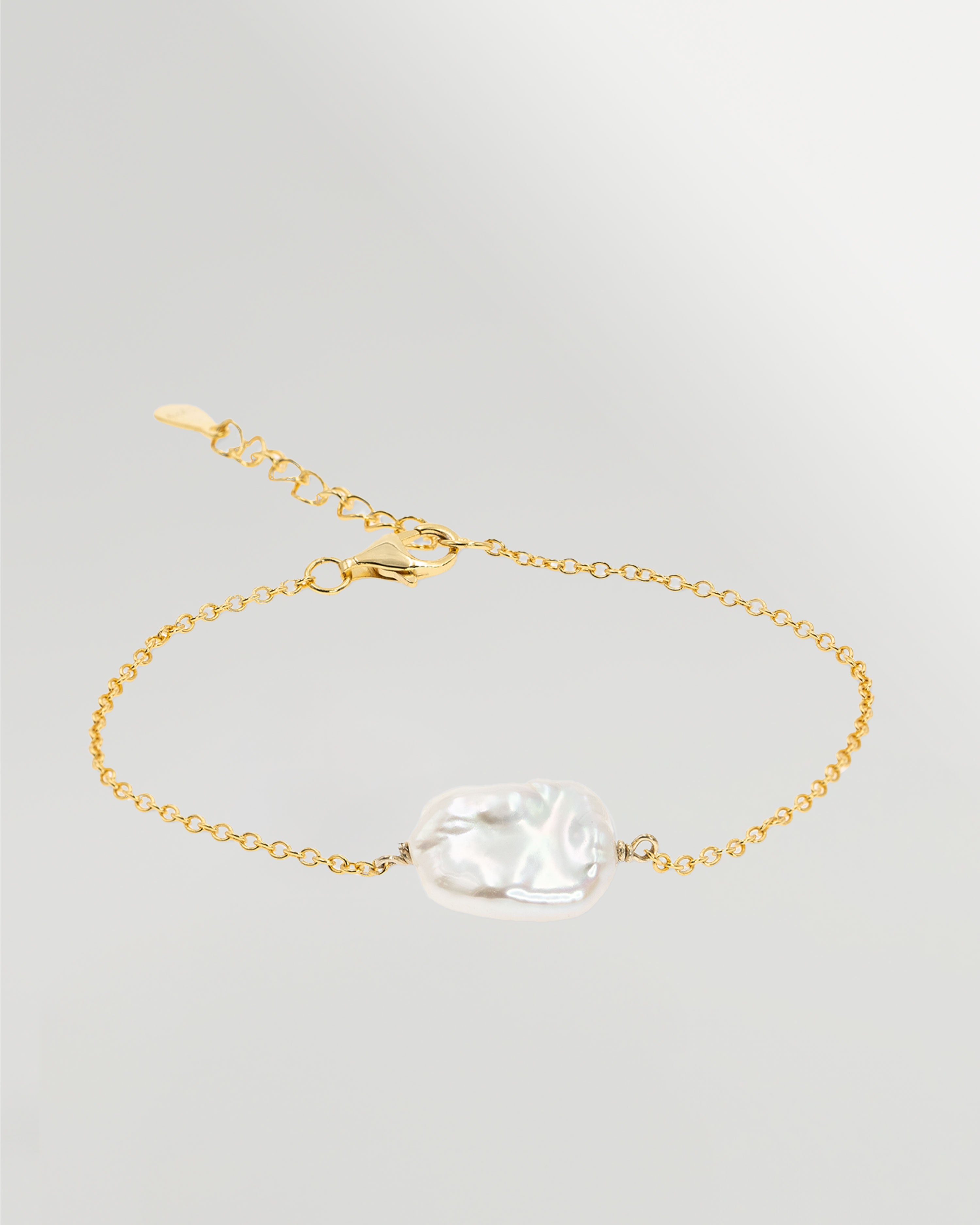 Pulsera con Perla Cultivada de Agua Dulce Keshi de Plata Bañada en Oro 18 K, 11-12 mm Secret & You