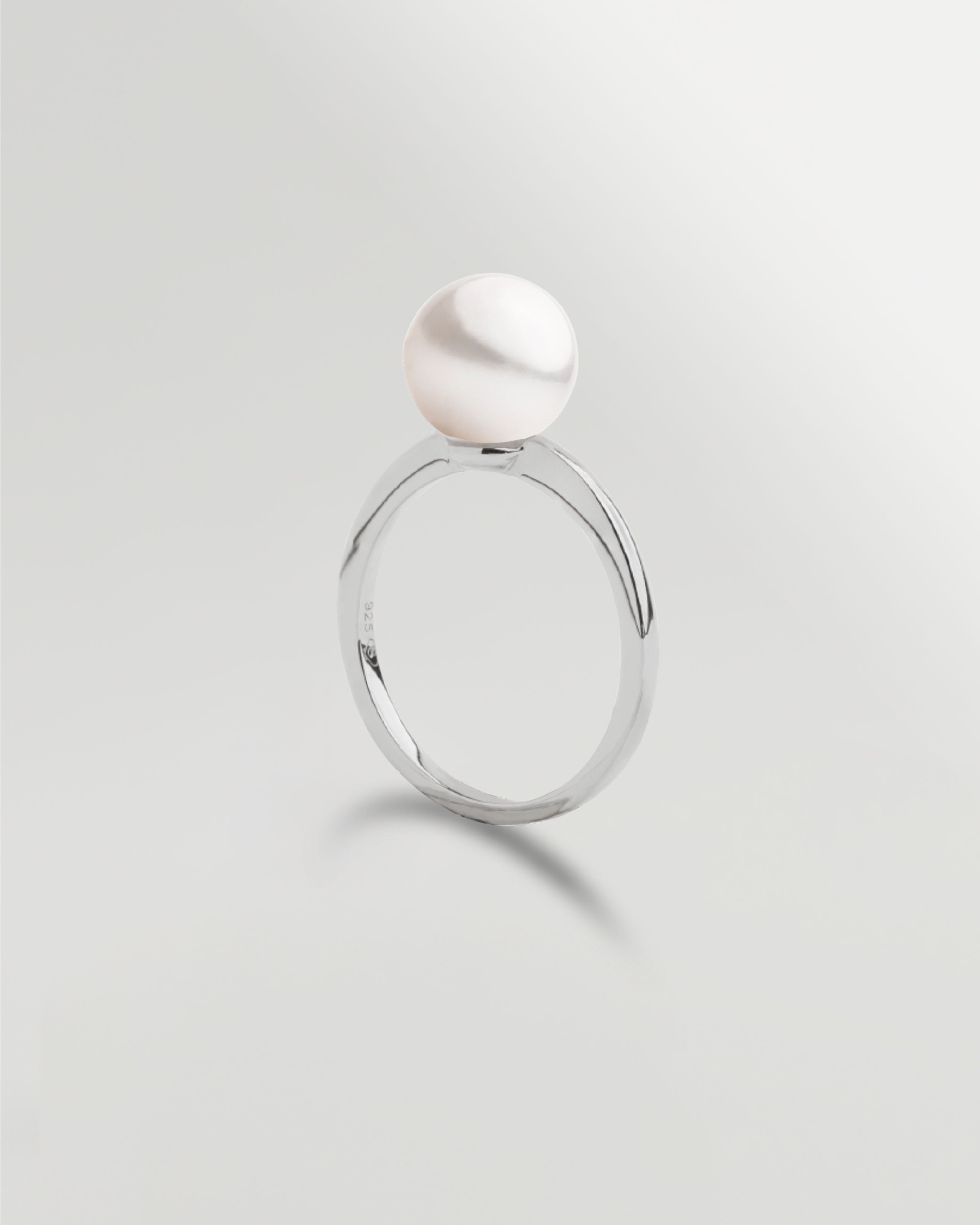 Anillo con Perla Redonda de 8,5 mm - Plata de Ley secret & you