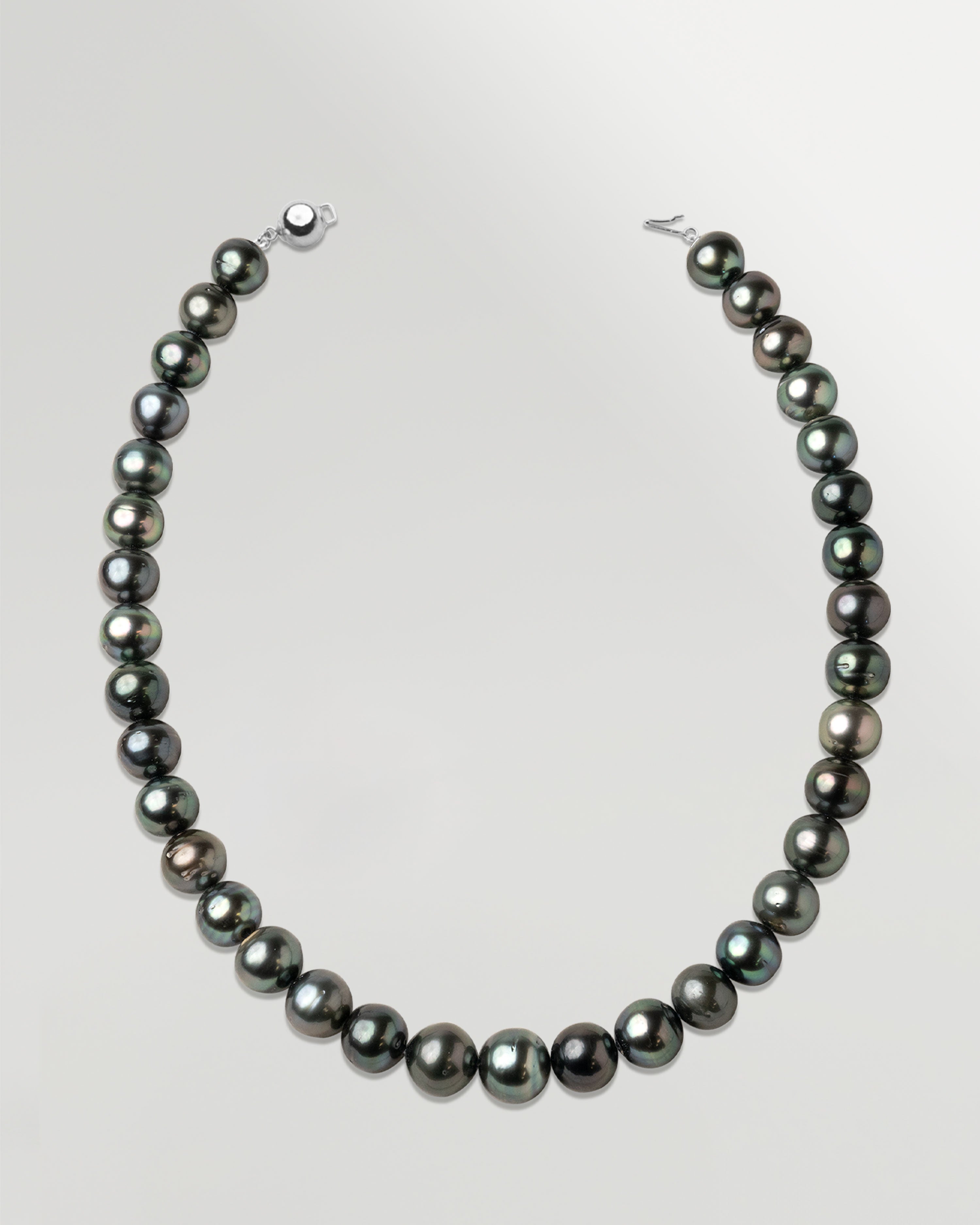 Collar de perlas cultivadas Tahití de 11,8 a 13 mm barrocas redondeadas