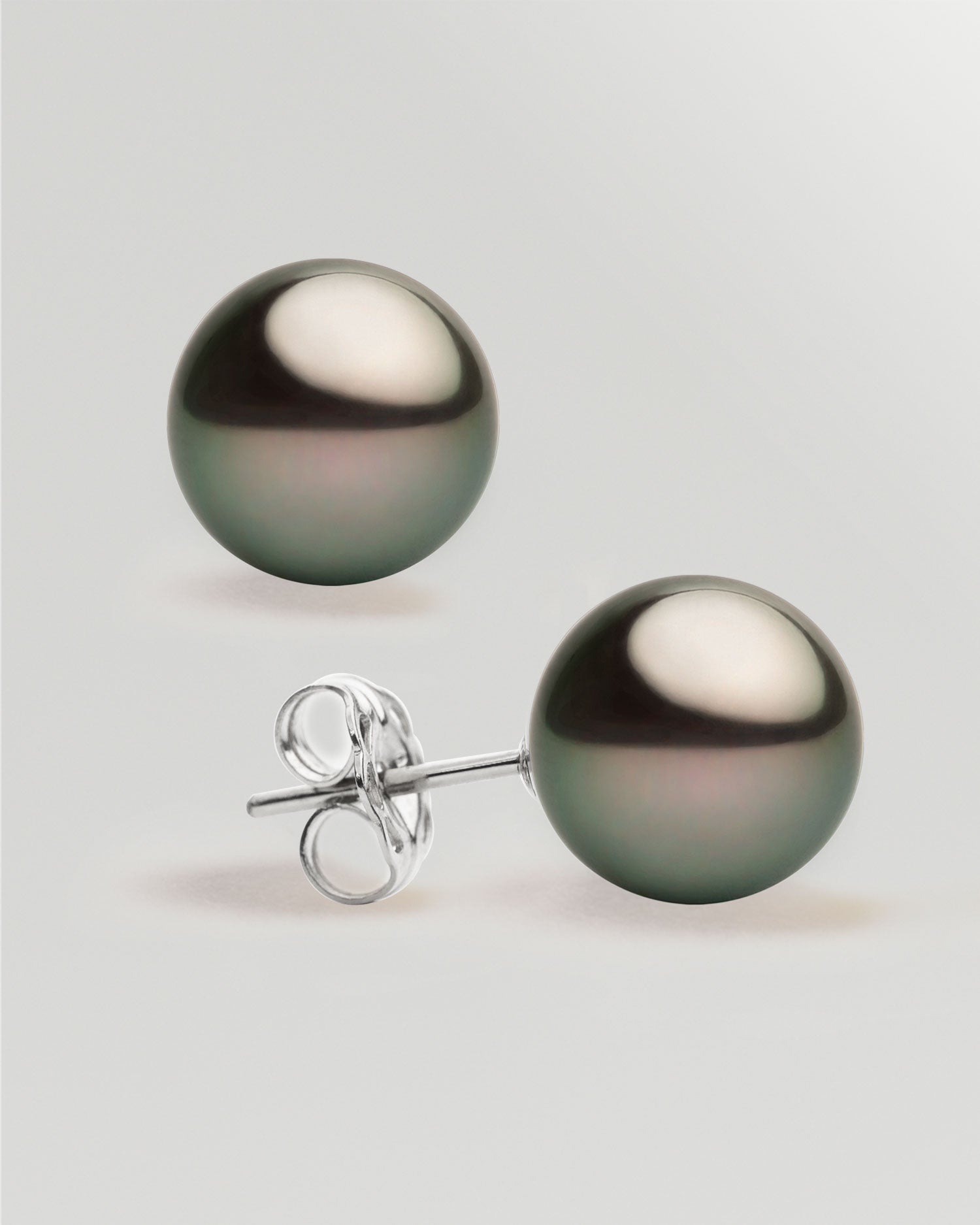 Pendientes de perlas cultivadas naturales negras de tahiti 12,5-13mm