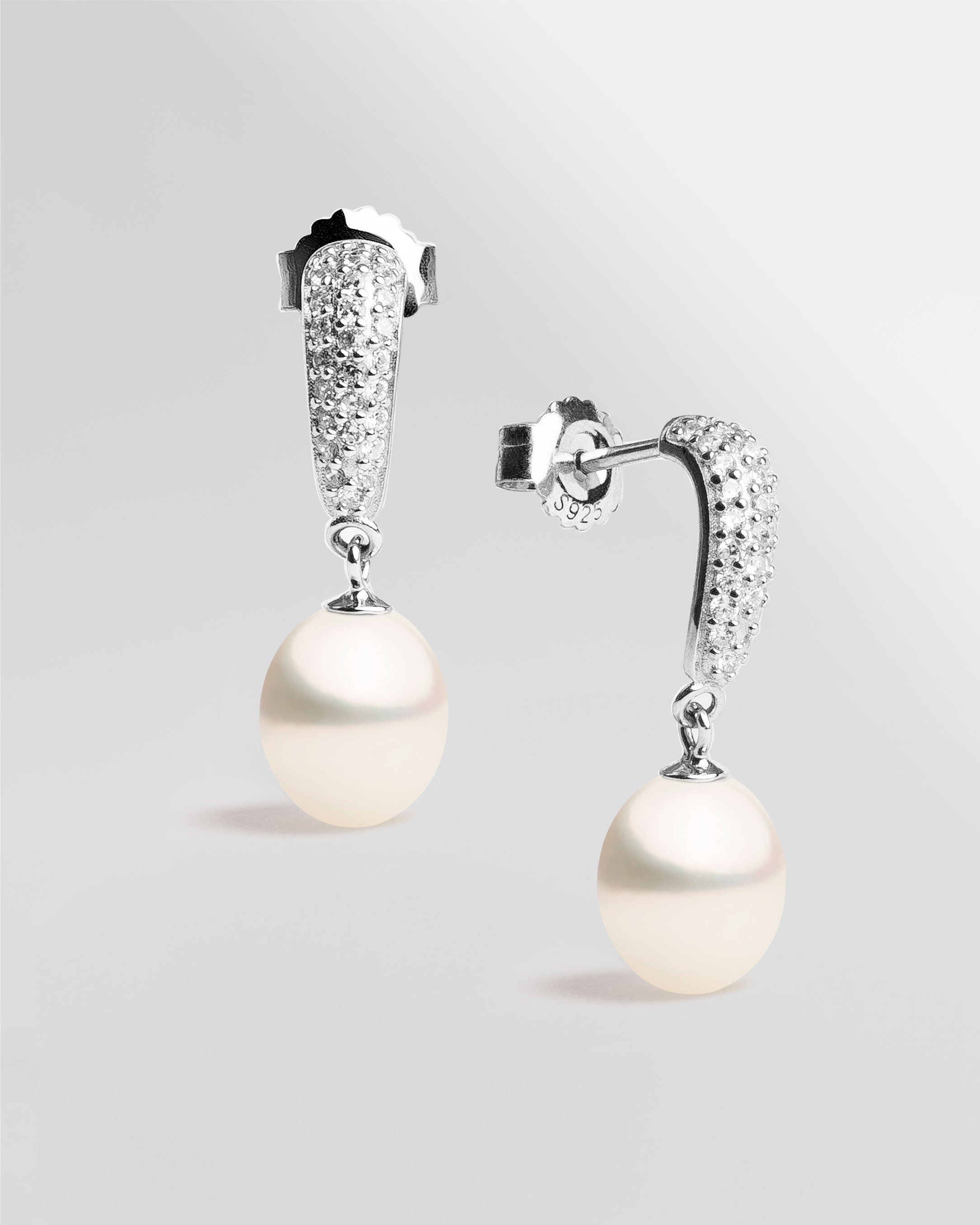 Pendientes Vidia perla gota de agua 8-9 mm con circonitas | Colección Bloom
