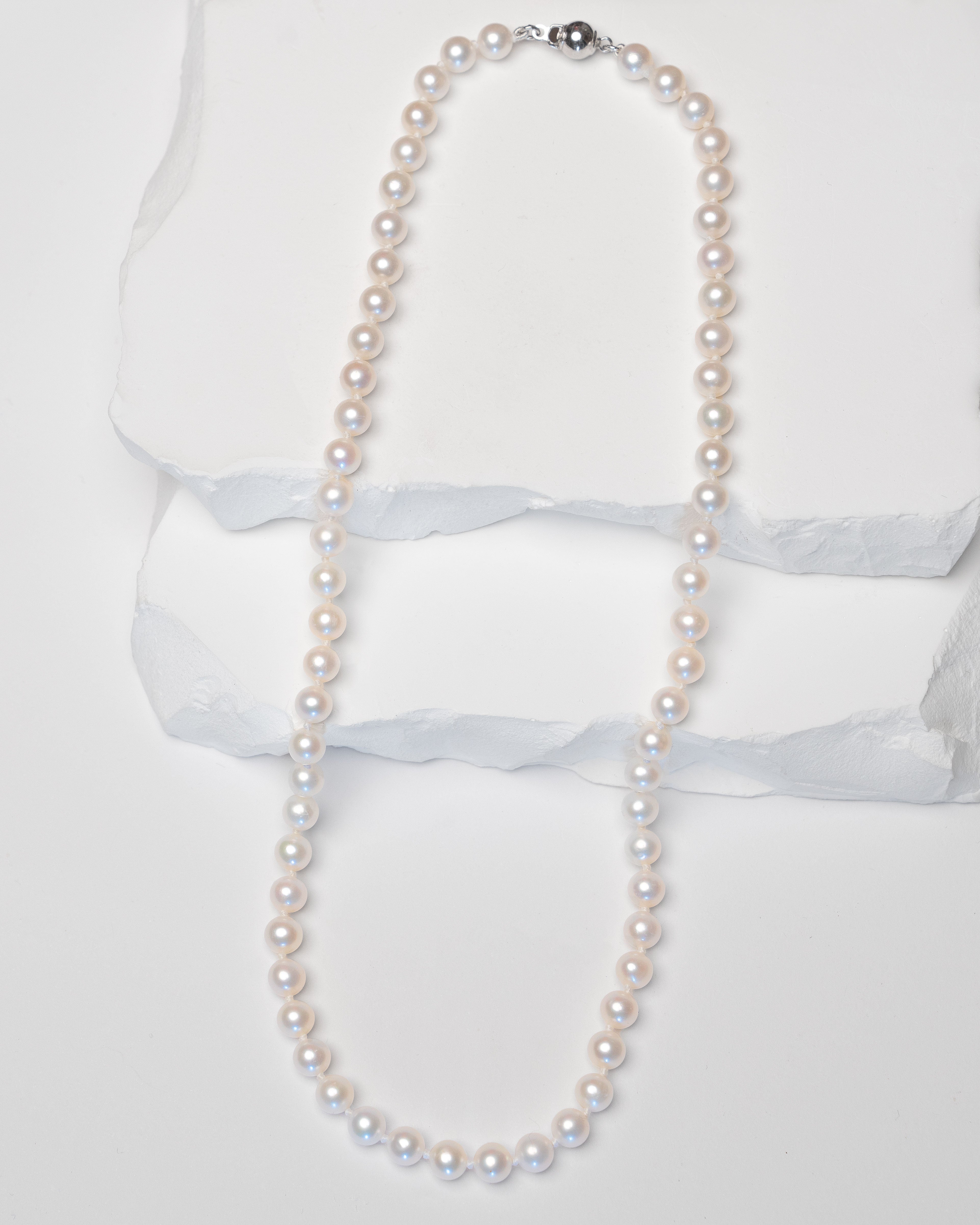 foto de collar de perlas cultivadas de agua dulce redondas de 5-6 mm secret & you