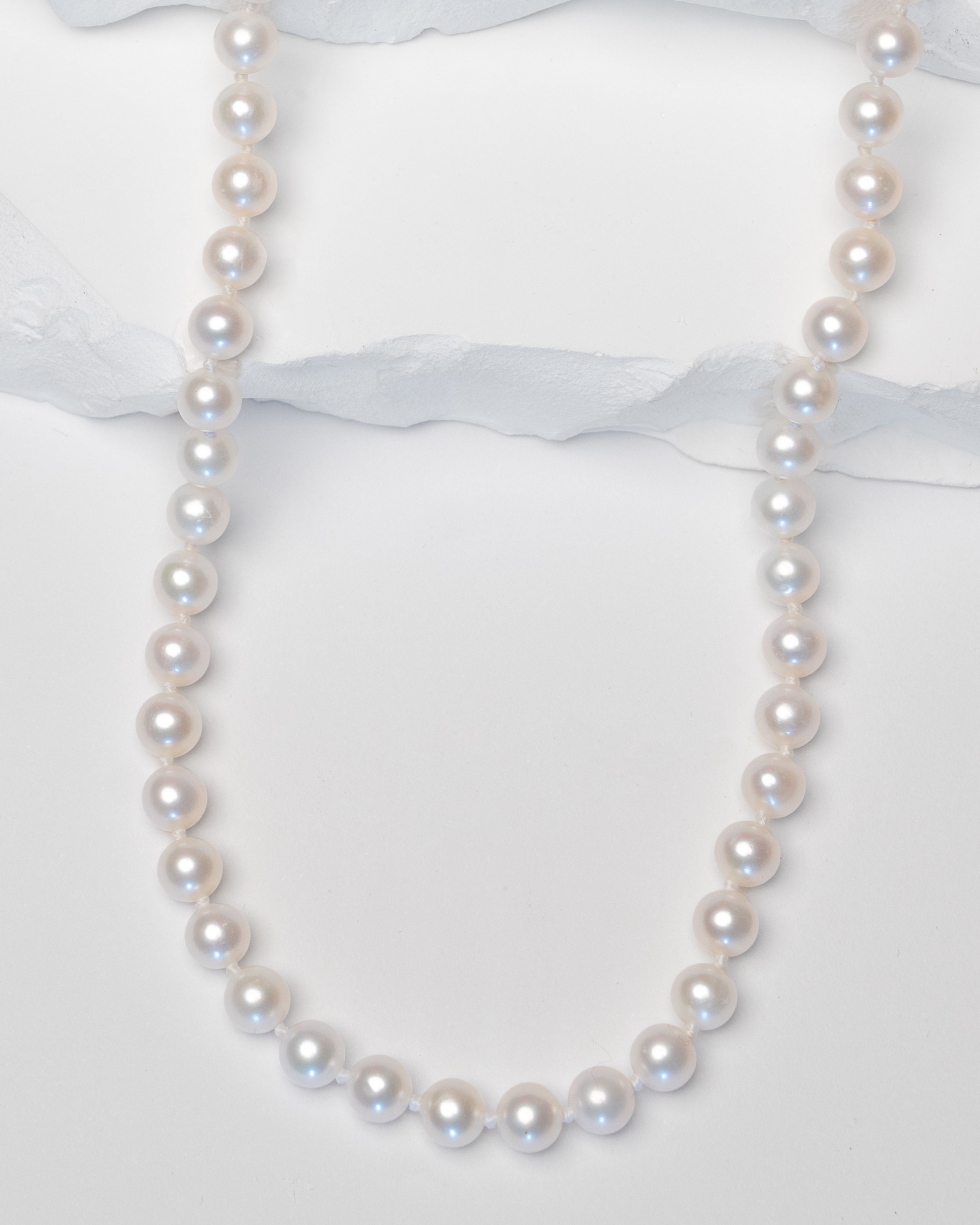 foto de collar de perlas cultivadas de agua dulce redondas de 5-6 mm secret & you