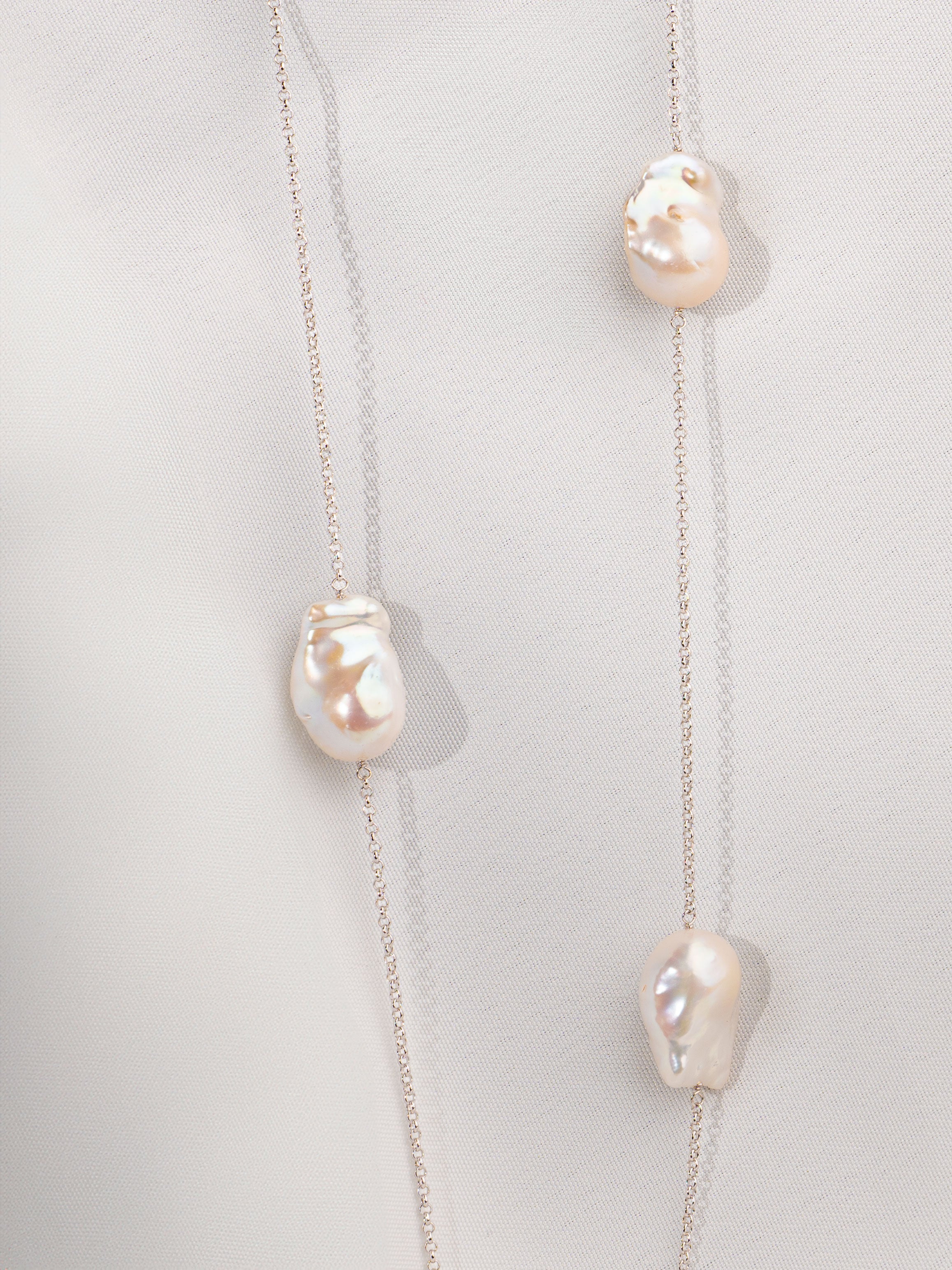 Collar Symphony de Perlas Cultivadas de Agua dulce Barrocas 14-17 mm y Plata de Ley