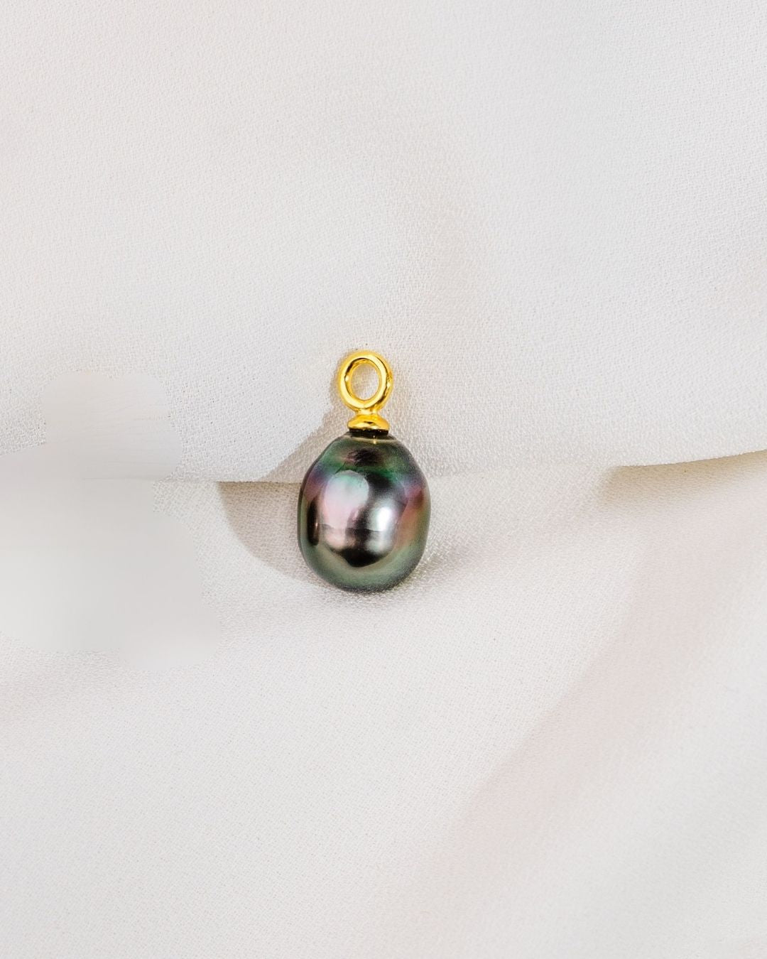 Colgante de perla cultivada tahiti barroca en oro de 18k amarillo