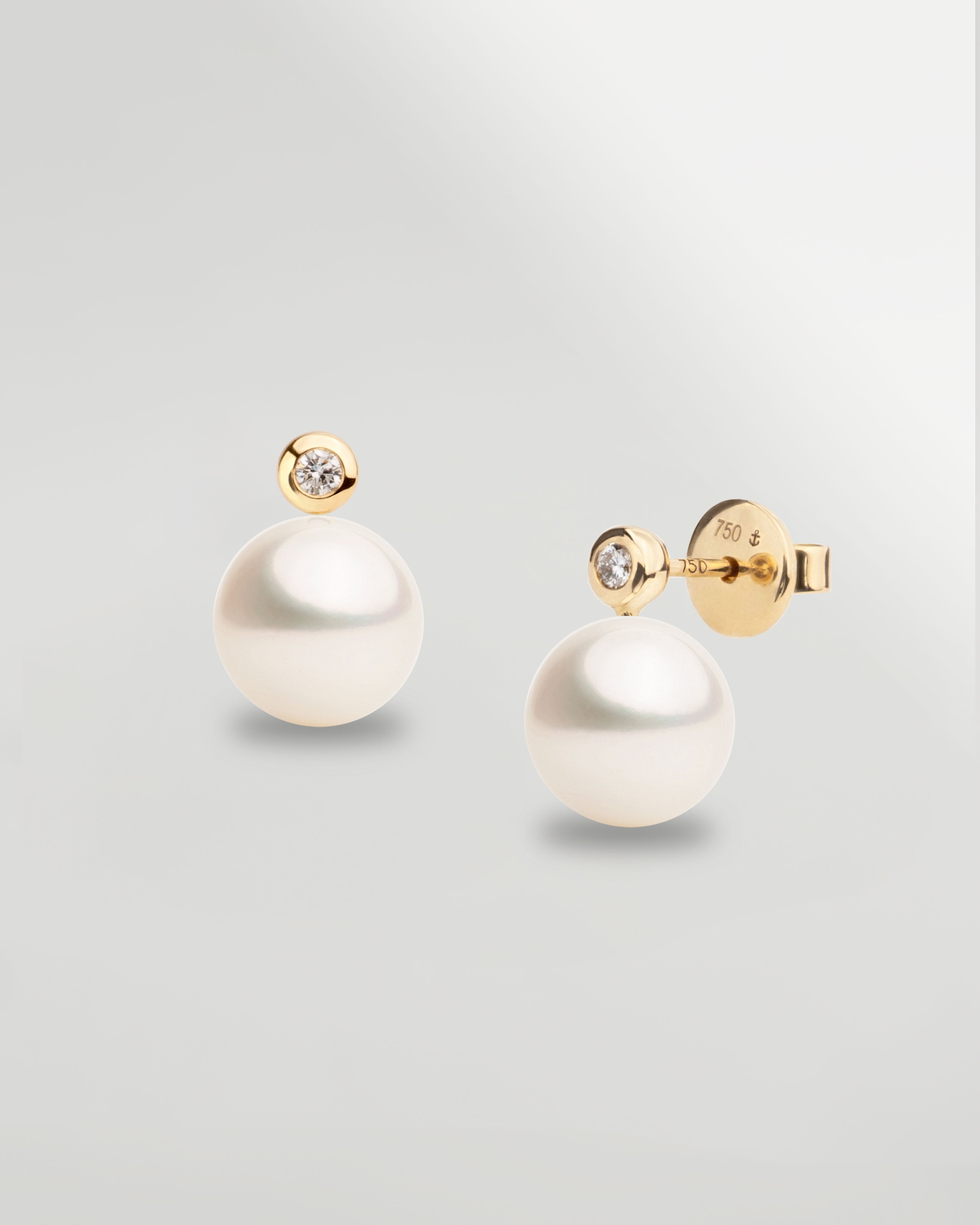 Pendientes Lyra con Perlas Agua dulce y Diamantes Redondos en Oro | 8 - 8,5 mm