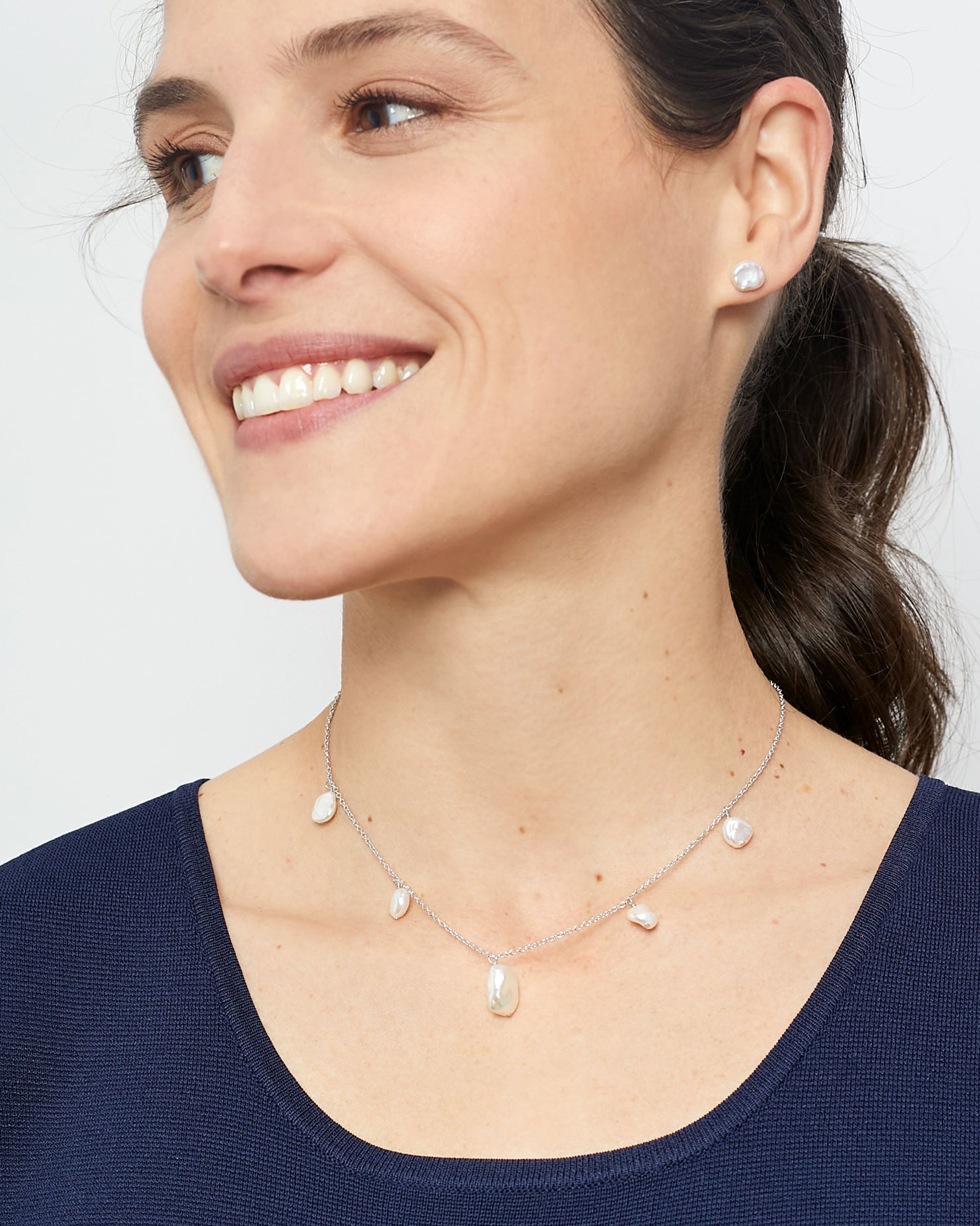 Colgante de plata bañada en oro de 18k de perlas barrocas keshi blancas de mujer Secret & You